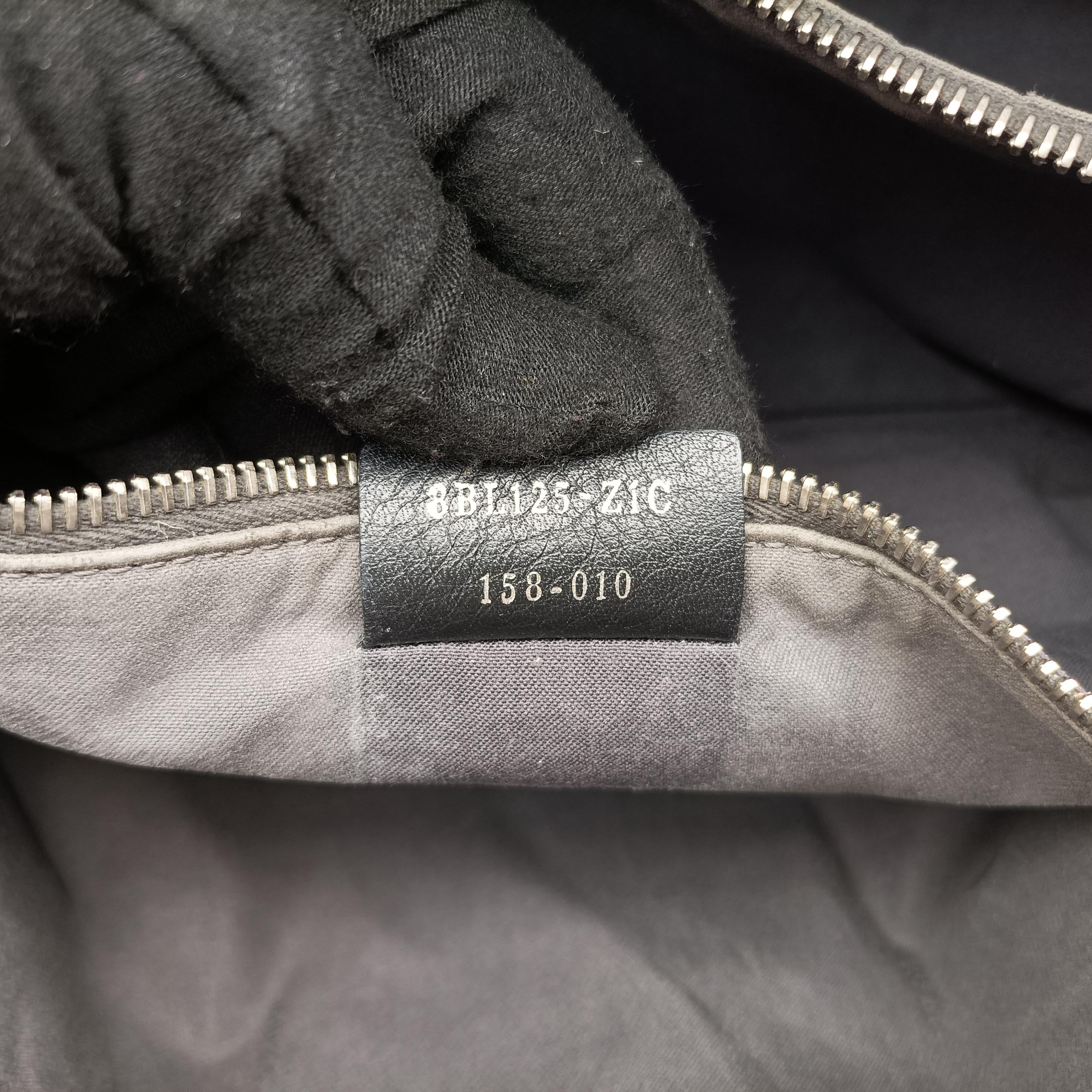 Secondhand Fendi Small By The Way Blue Leather 8BL125 shoulderbag | stylenewstar