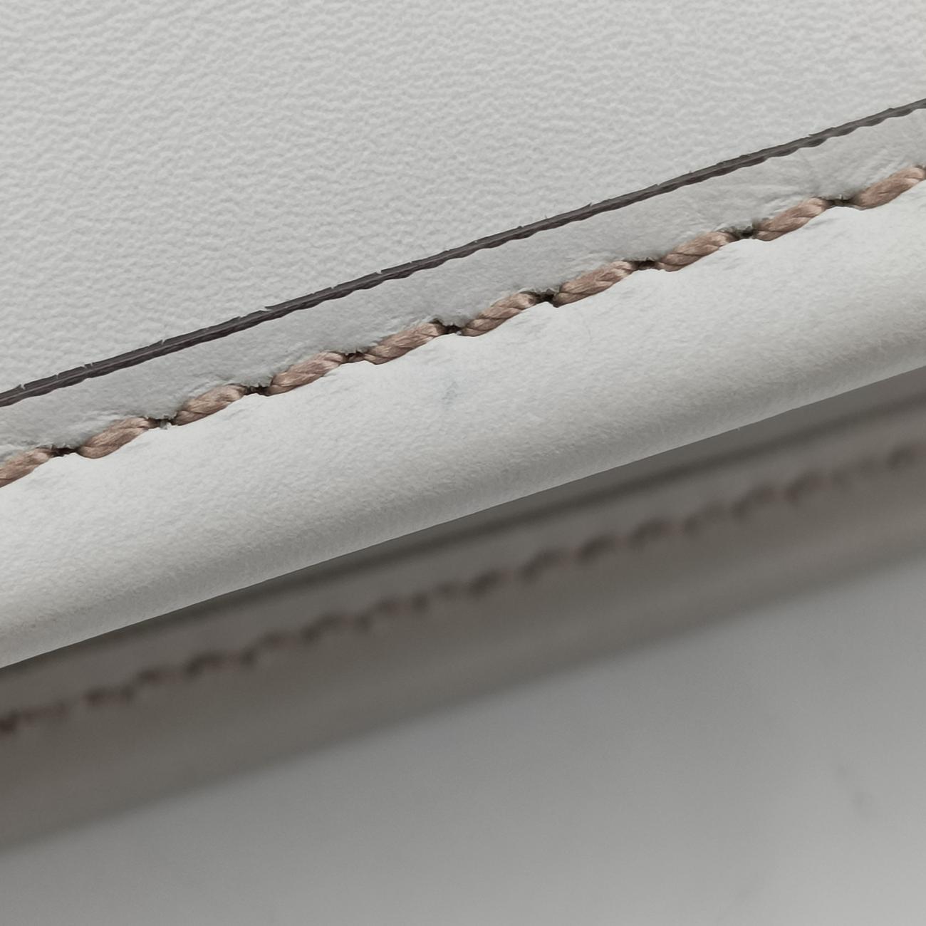 Pre-owned Fendi Shopper White Leather 7VA481 shoulderbag | stylenewstar