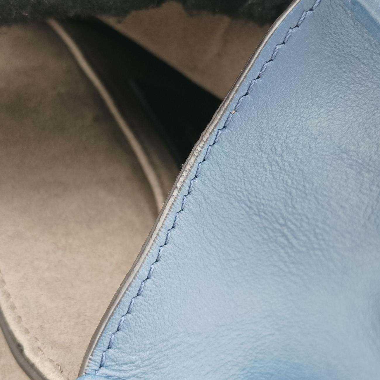 Vintage Fendi KAN I F Navy Leather 8BT286 shoulderbag | stylenewstar