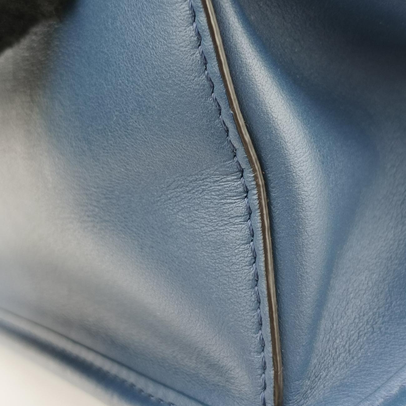 Vintage Fendi KAN I F Navy Leather 8BT286 shoulderbag | stylenewstar