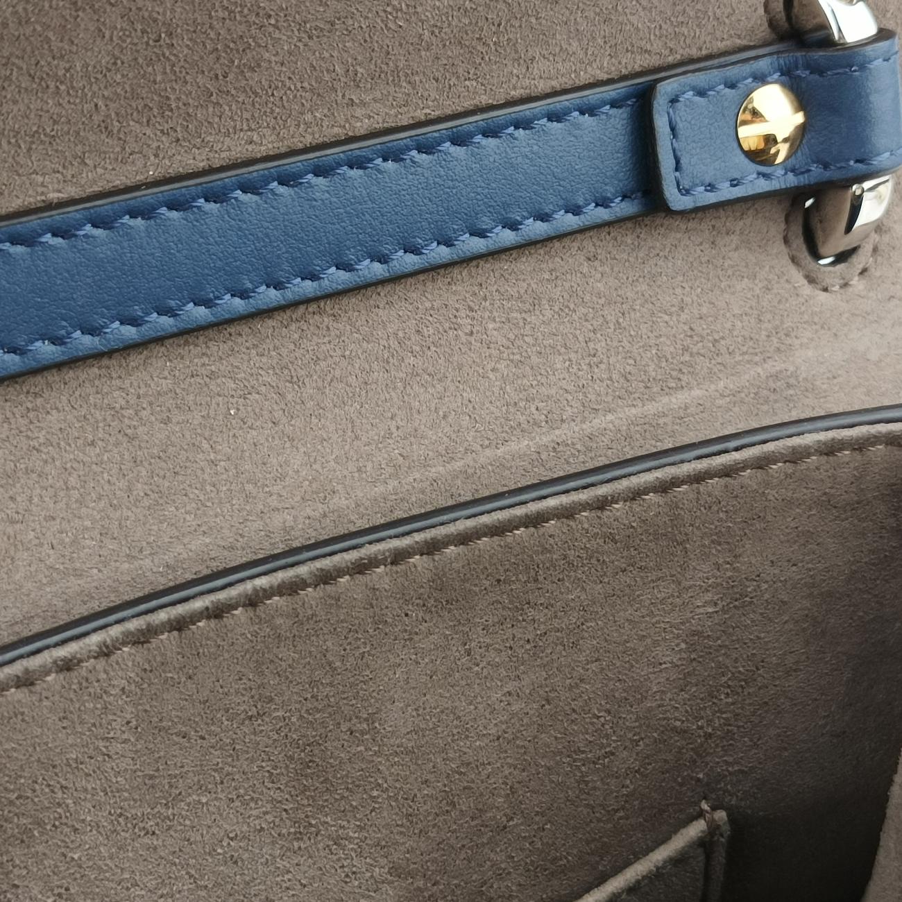 Vintage Fendi KAN I F Navy Leather 8BT286 shoulderbag | stylenewstar