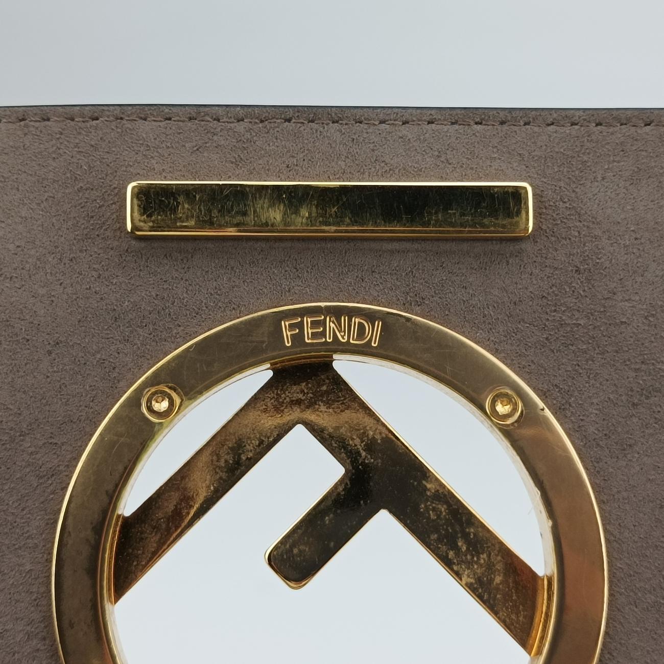 Vintage Fendi KAN I F Navy Leather 8BT286 shoulderbag | stylenewstar