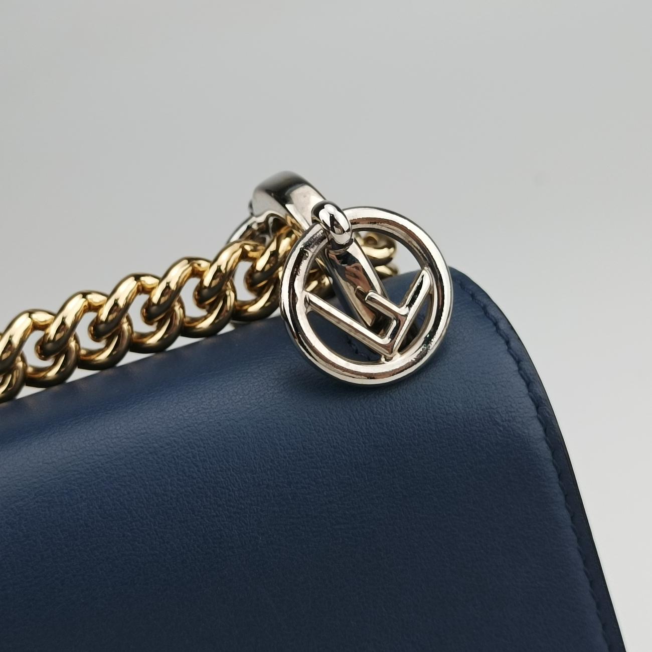 Vintage Fendi KAN I F Navy Leather 8BT286 shoulderbag | stylenewstar