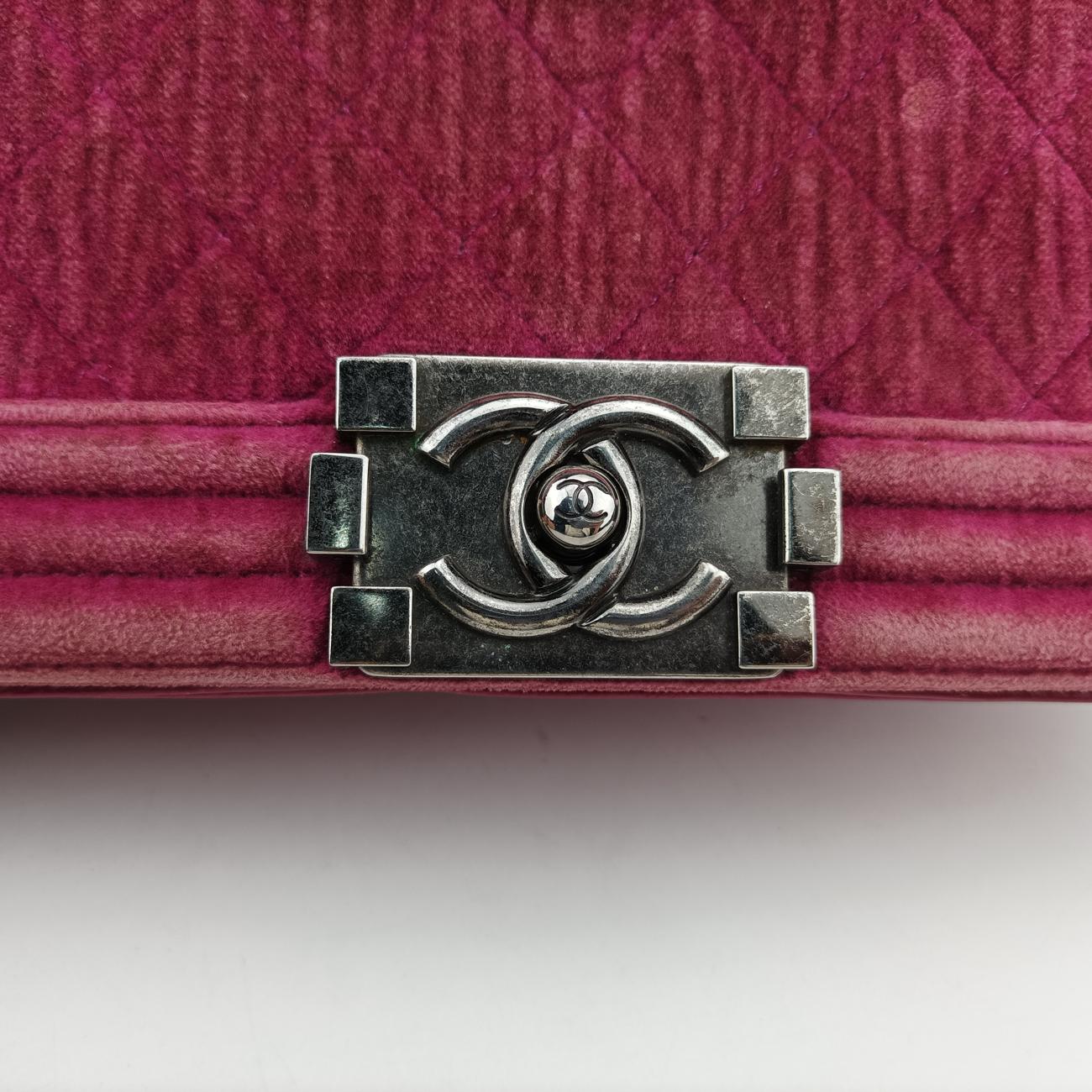 Pre-owned Chanel BOY CHANEL Purple velour A67416 shoulderbag | stylenewstar