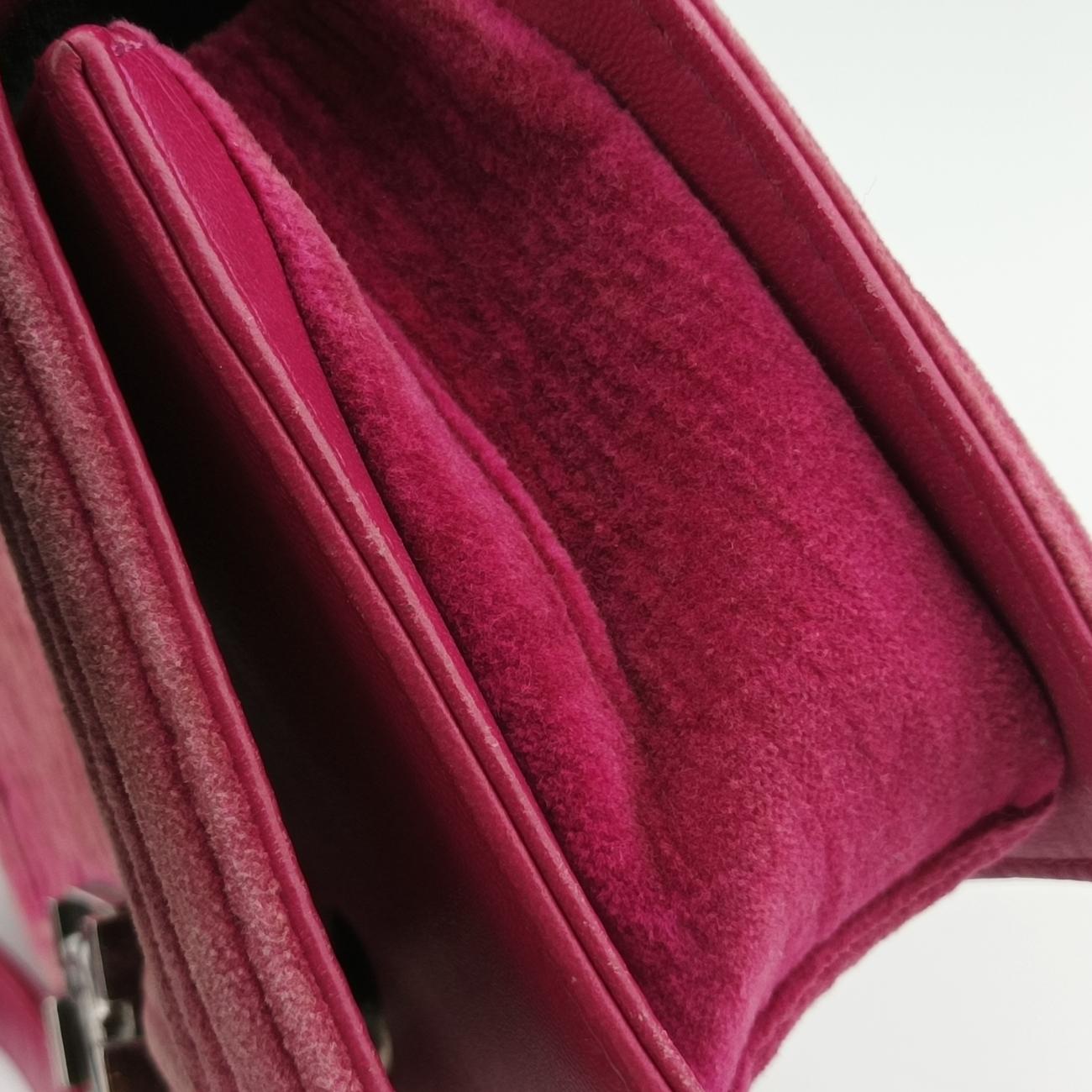 Pre-owned Chanel BOY CHANEL Purple velour A67416 shoulderbag | stylenewstar