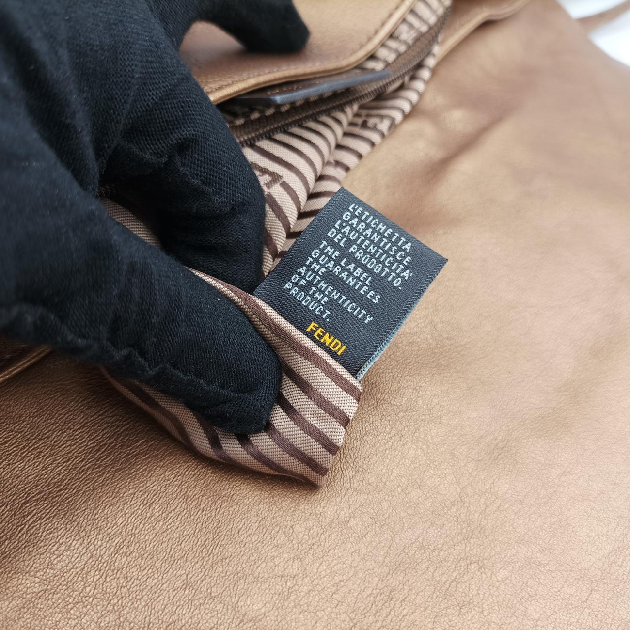 Secondhand Fendi Mia Flap Golden Leather 8BT163 shoulderbag | stylenewstar