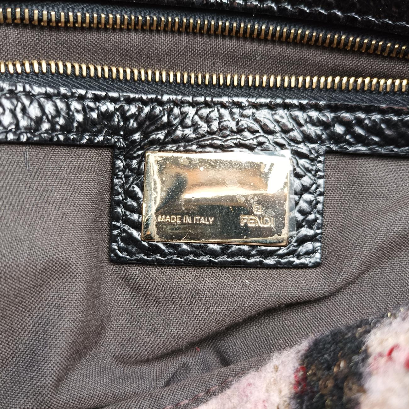 Pre-owned Fendi Zucchino Baguette Multicolour sequins 8BR003 shoulderbag | stylenewstar