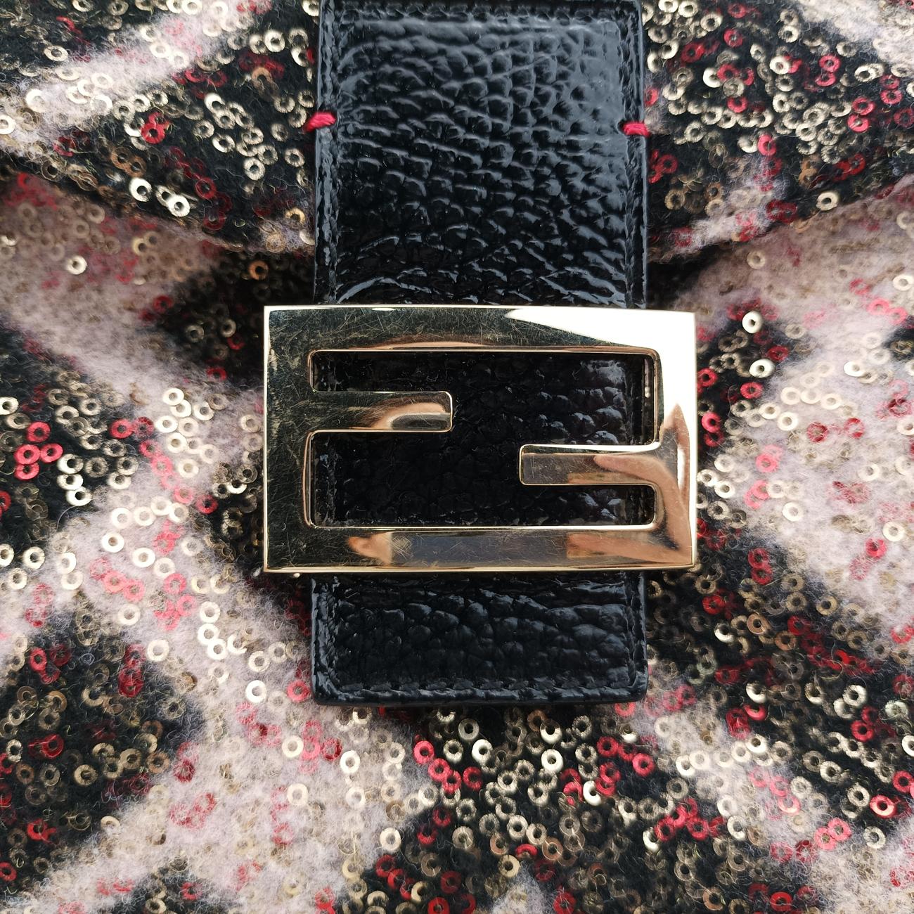 Pre-owned Fendi Zucchino Baguette Multicolour sequins 8BR003 shoulderbag | stylenewstar