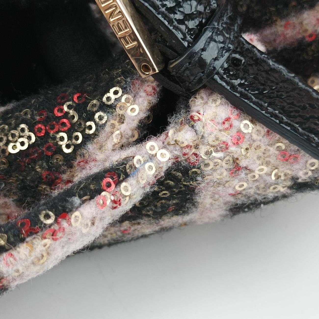 Pre-owned Fendi Zucchino Baguette Multicolour sequins 8BR003 shoulderbag | stylenewstar