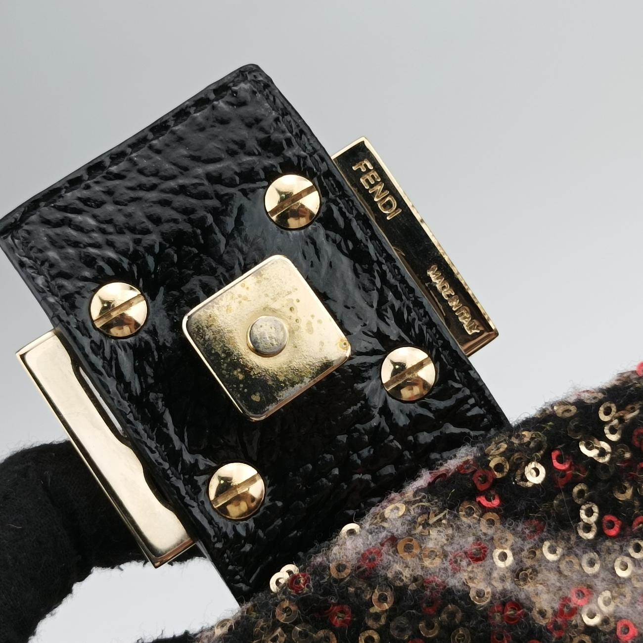 Pre-owned Fendi Zucchino Baguette Multicolour sequins 8BR003 shoulderbag | stylenewstar