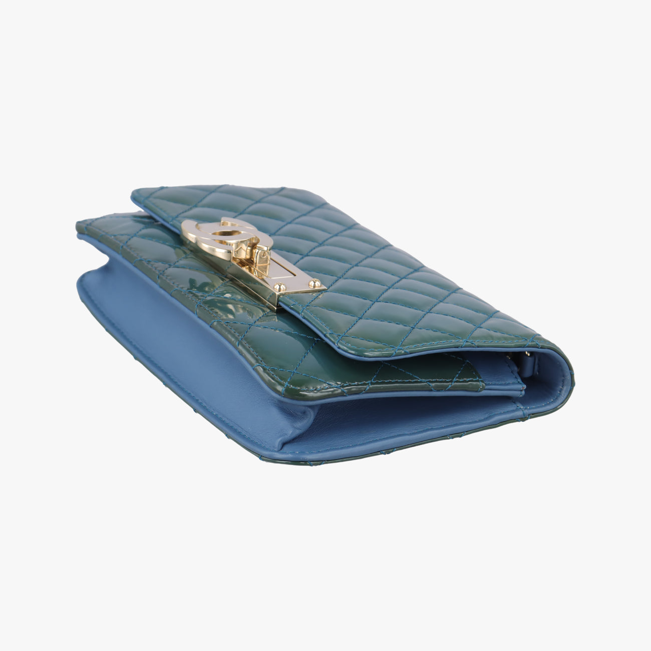 Secondhand Chanel Matelasse coco mark Blue Patent A92534 shoulderbag | stylenewstar