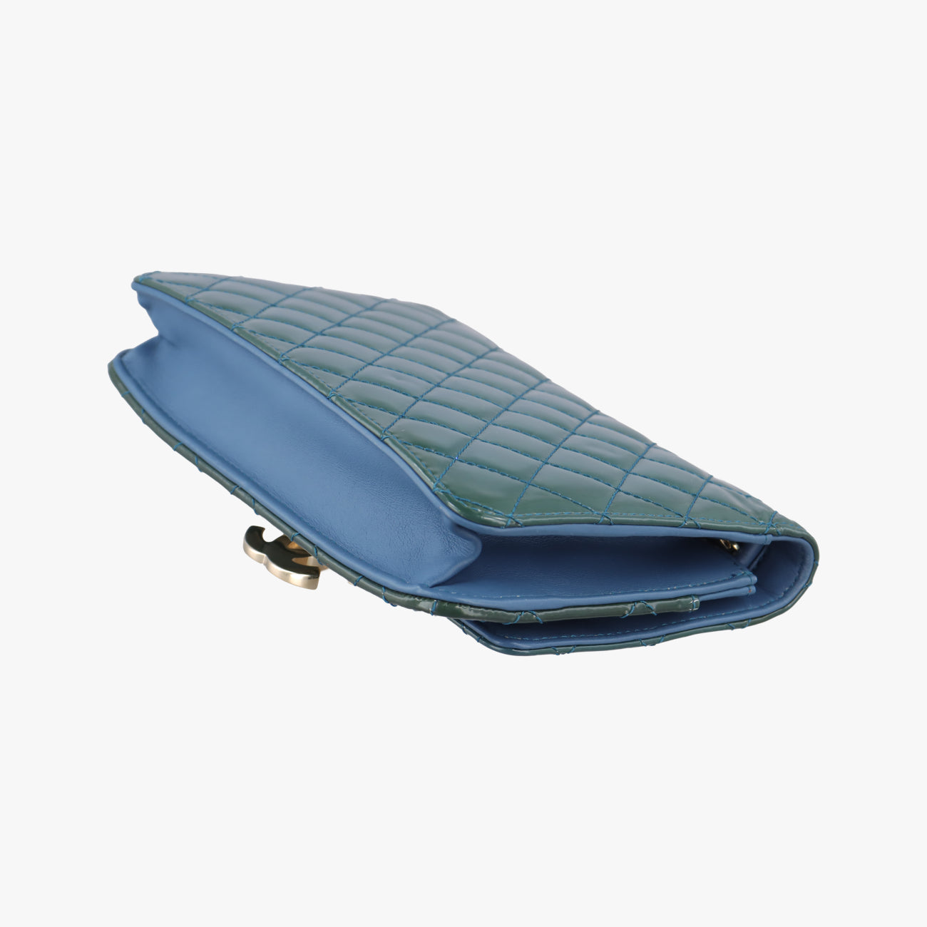 Secondhand Chanel Matelasse coco mark Blue Patent A92534 shoulderbag | stylenewstar