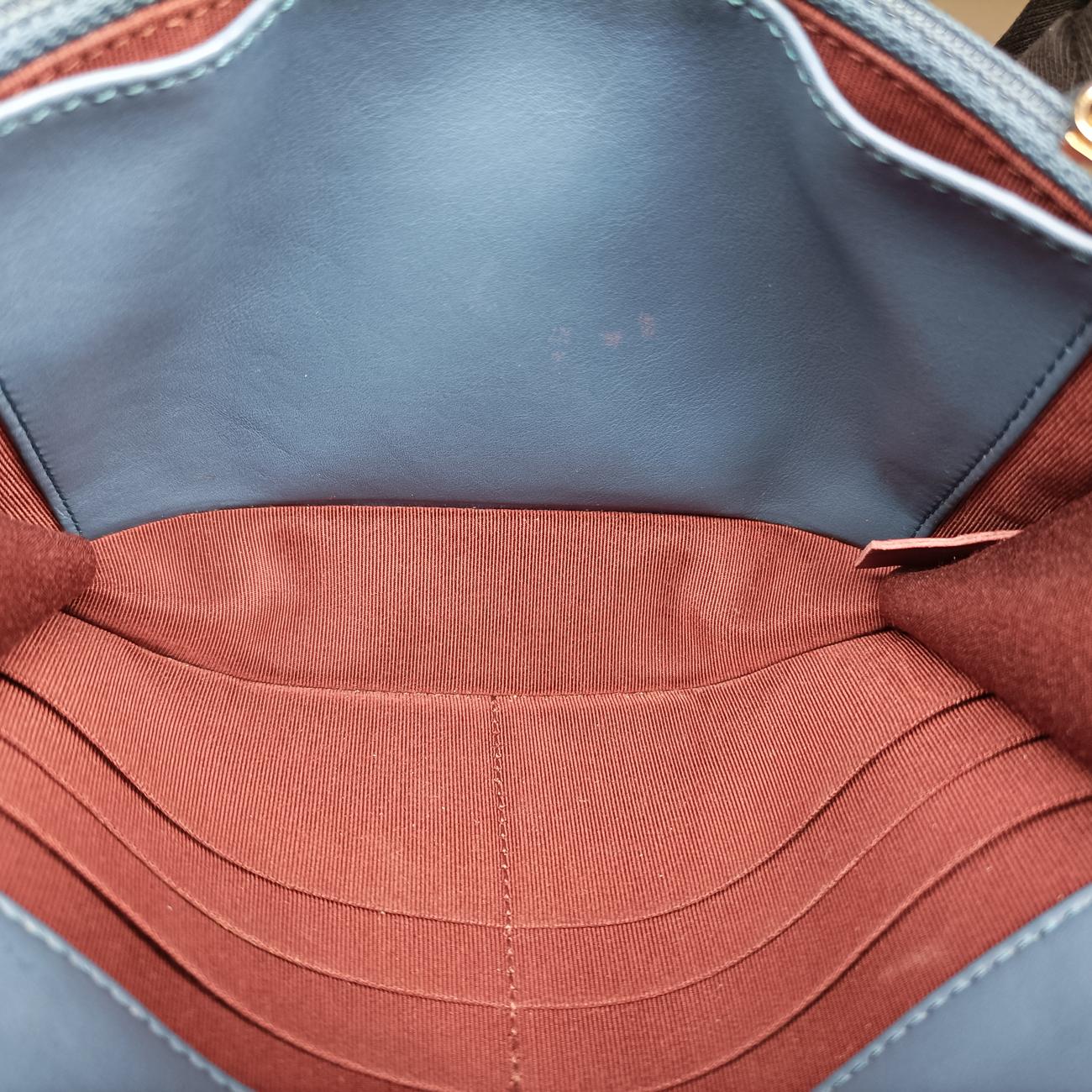 Secondhand Chanel Matelasse coco mark Blue Patent A92534 shoulderbag | stylenewstar