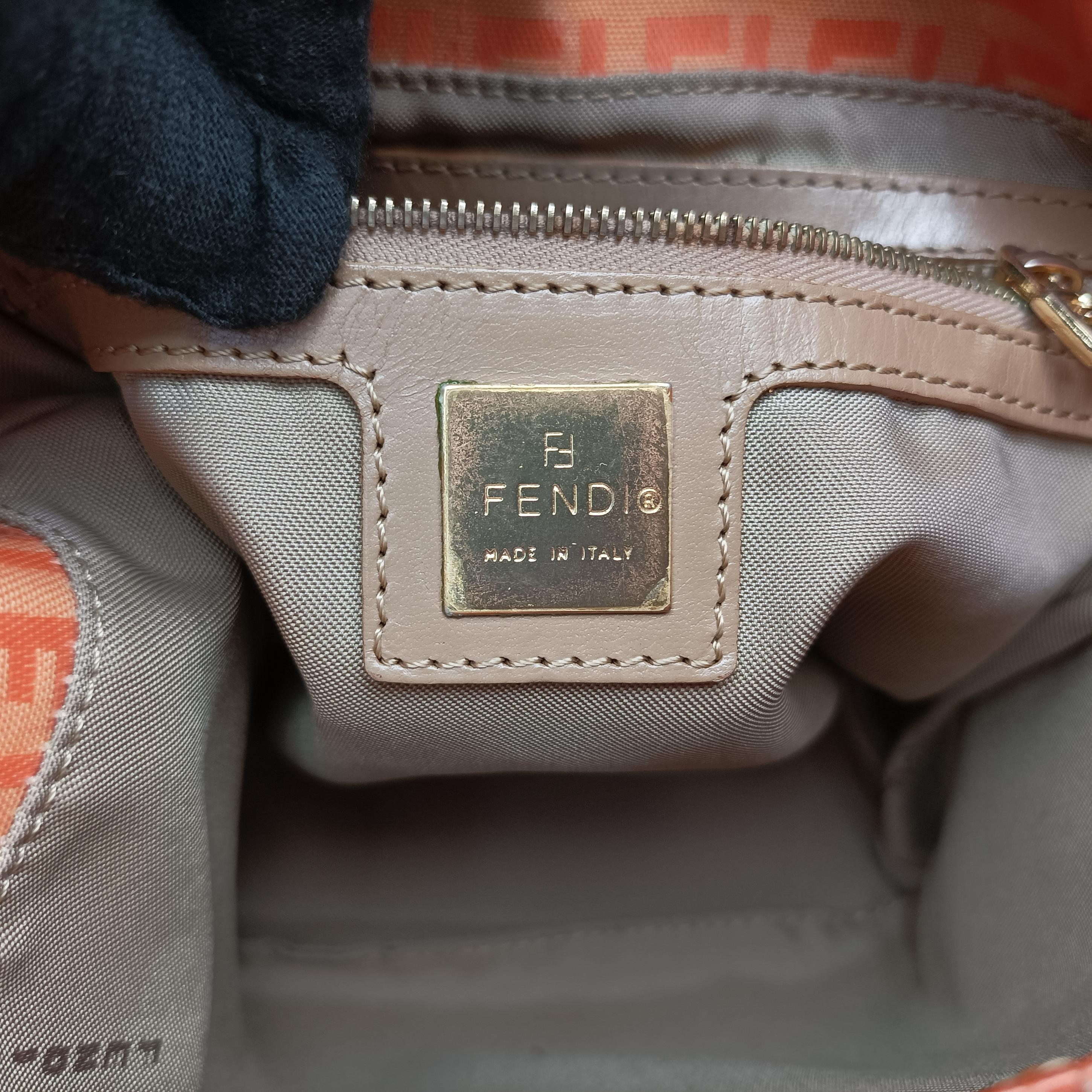 Vintage Fendi Zucca Hobo Beige x Orange x Brown Patent 26686 shoulderbag | stylenewstar