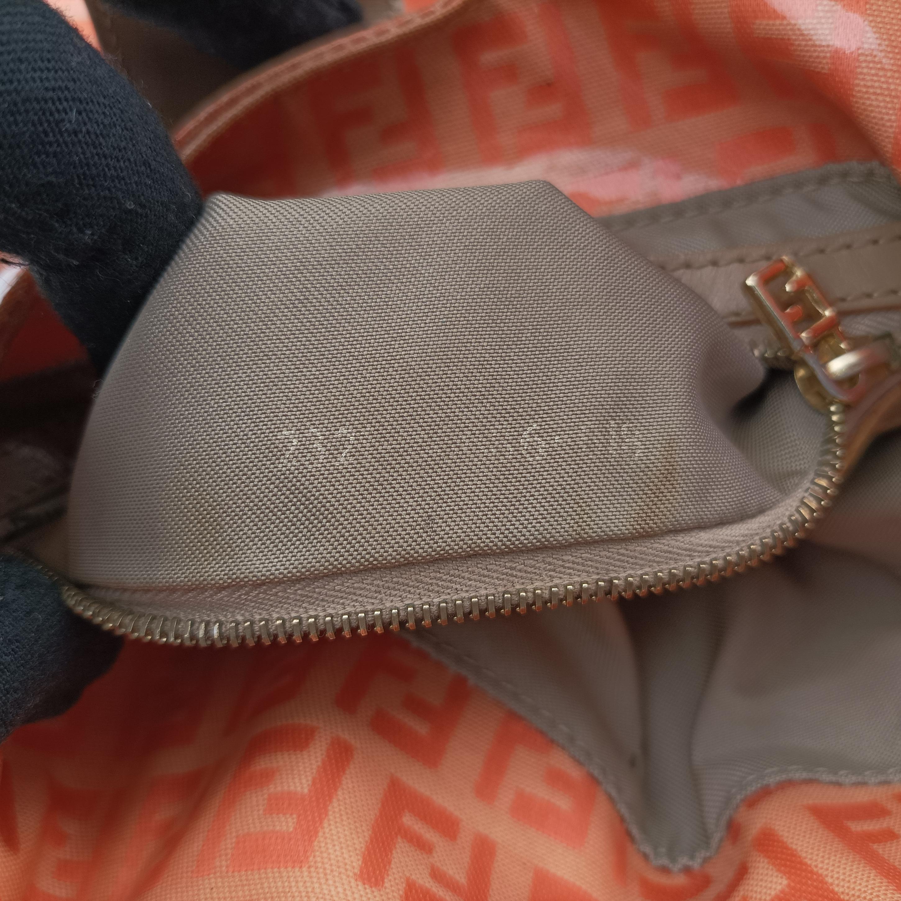 Vintage Fendi Zucca Hobo Beige x Orange x Brown Patent 26686 shoulderbag | stylenewstar