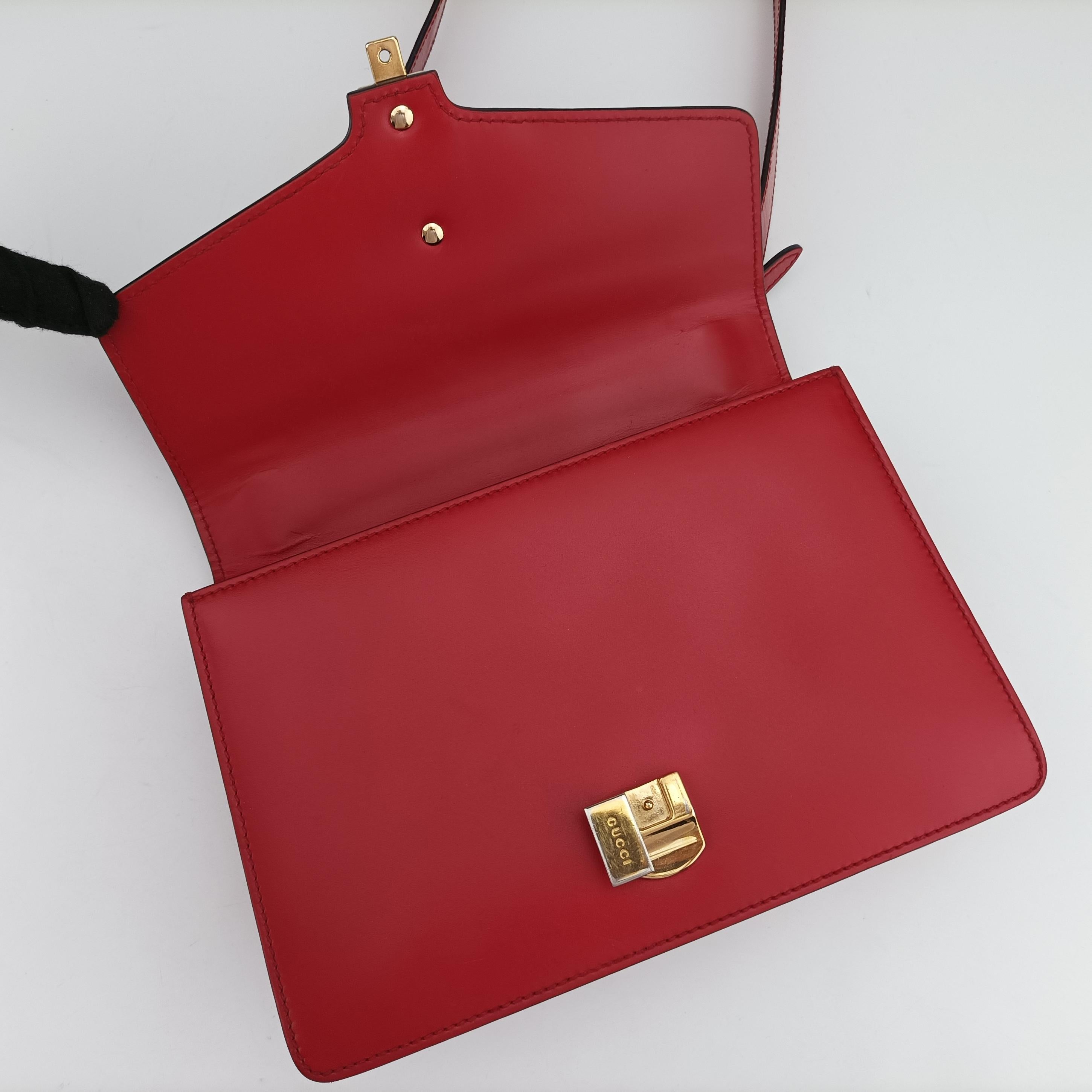 Vintage Gucci Sylvie Red×navy Leather 421882 shoulderbag | stylenewstar