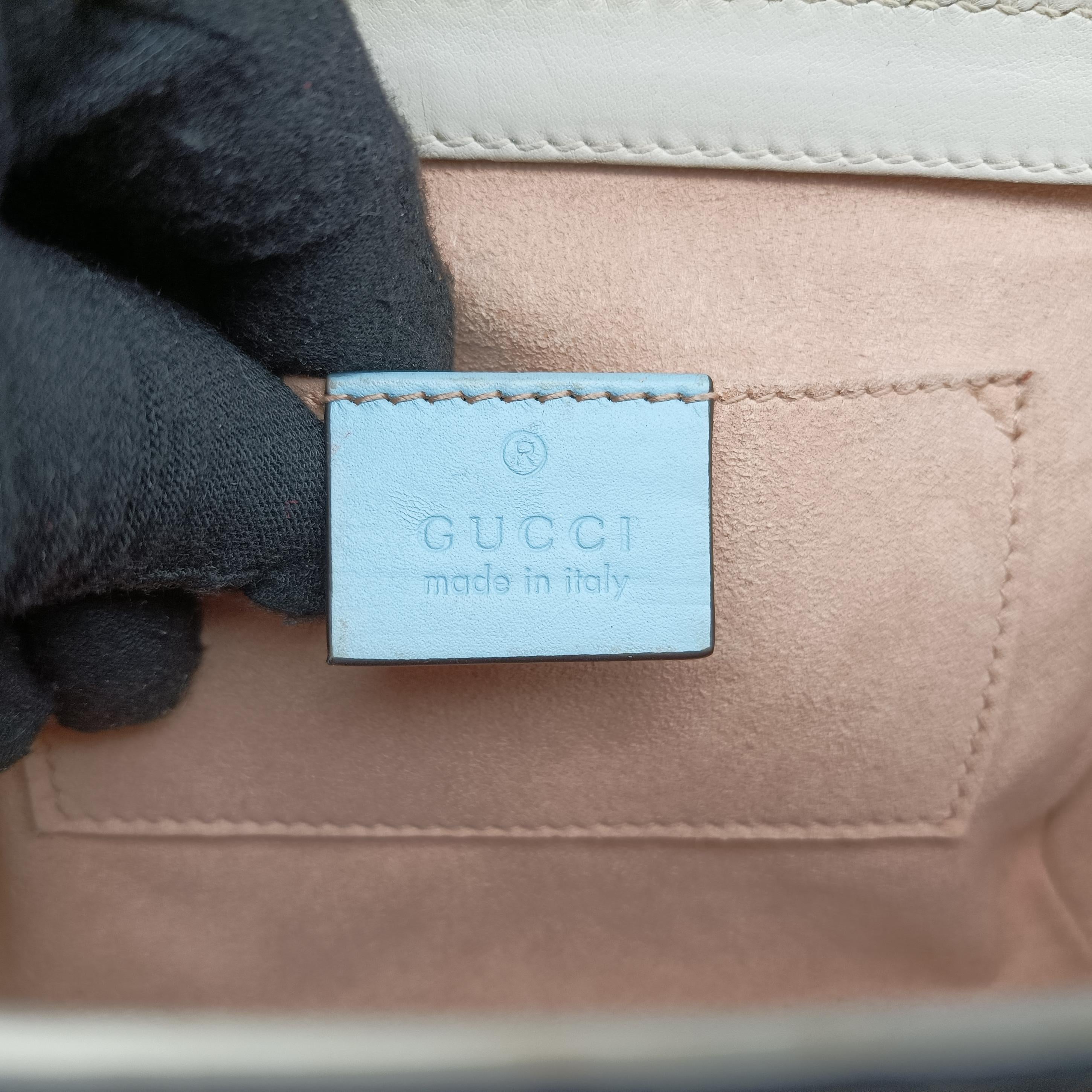 Vintage Gucci Padlock Beige x Blue x Multicolor PVC coated canvas 409487 shoulderbag | stylenewstar