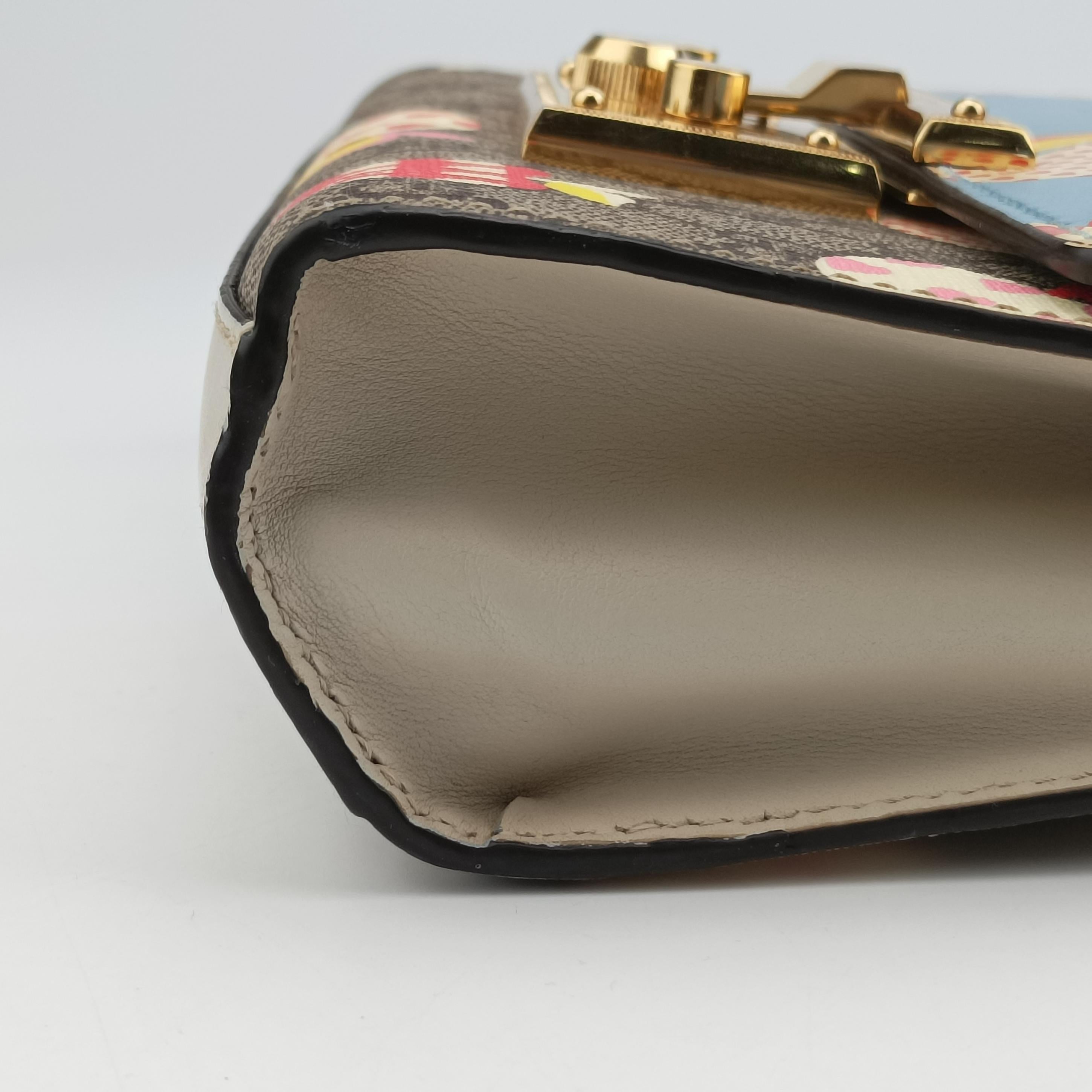 Vintage Gucci Padlock Beige x Blue x Multicolor PVC coated canvas 409487 shoulderbag | stylenewstar