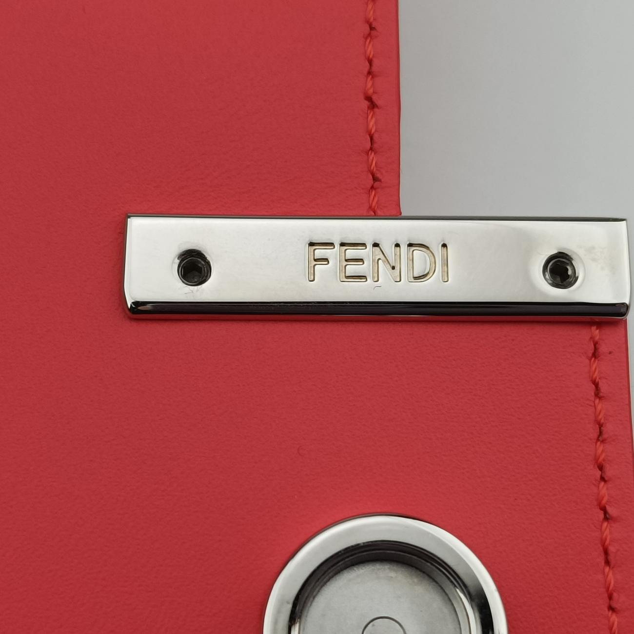 Pre-owned Fendi BAGUETTE Red×white Leather 7AS142 shoulderbag | stylenewstar