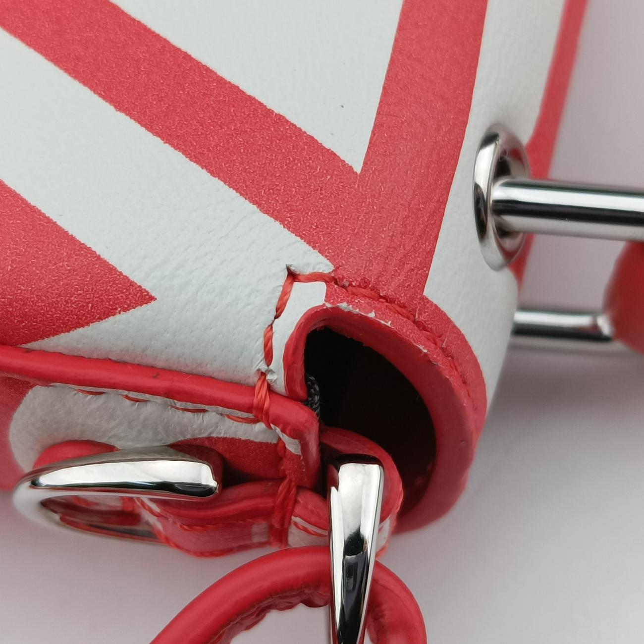 Pre-owned Fendi BAGUETTE Red×white Leather 7AS142 shoulderbag | stylenewstar