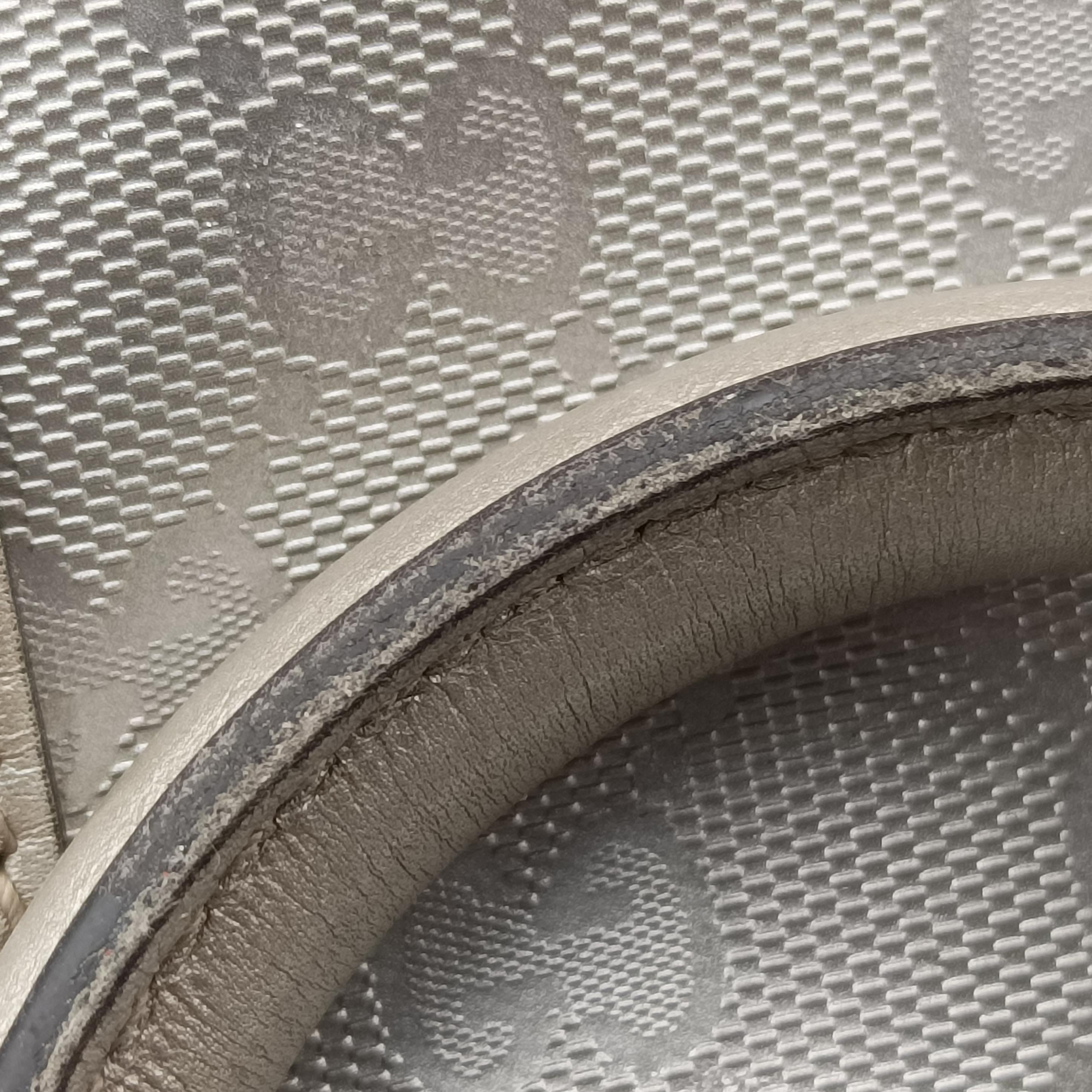 Pre-owned Gucci GG plus Spring Joy GG Supreme Silver PVC coated canvas 203696 bostonbag | stylenewstar