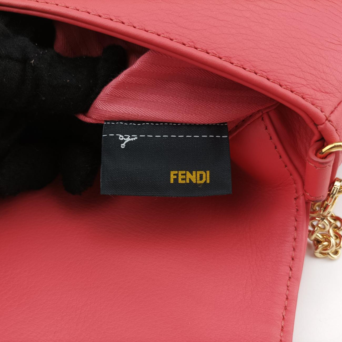 Secondhand Fendi Fendista Pochette Pink Leather 8MO276 shoulderbag | stylenewstar