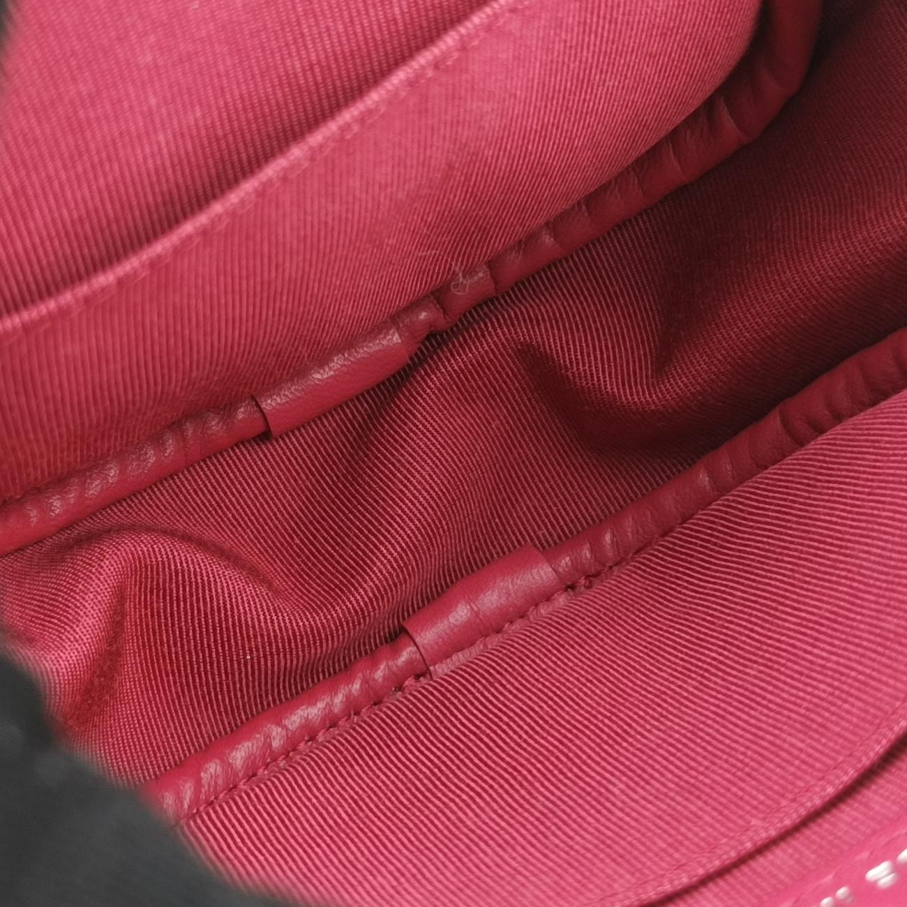 Pre-owned Chanel Matelasse Round Pink Lambskin A70657 shoulderbag | stylenewstar