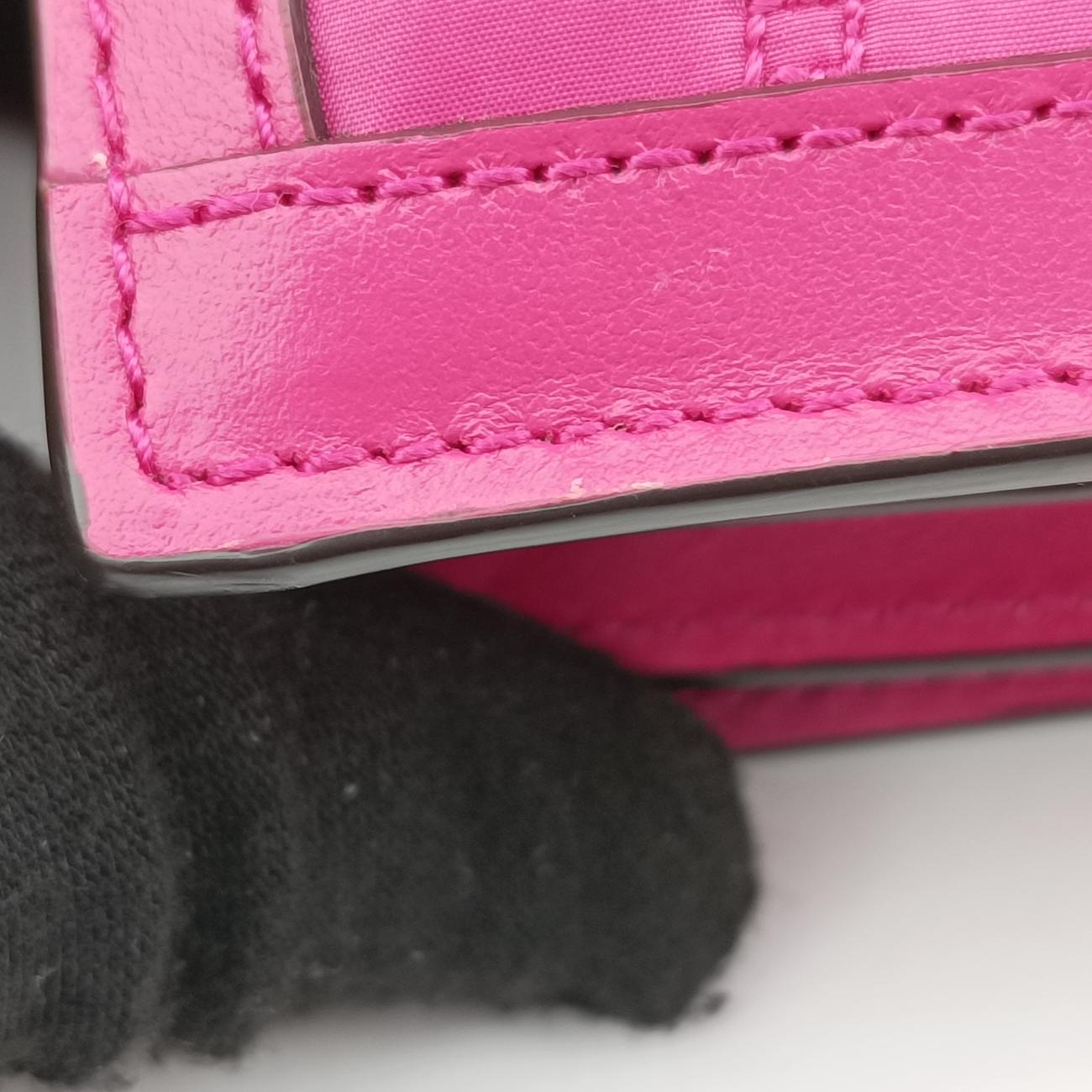 Pre-owned Gucci GG Quilted Mini Messenger Pink canvas x leather 723777 shoulderbag | stylenewstar