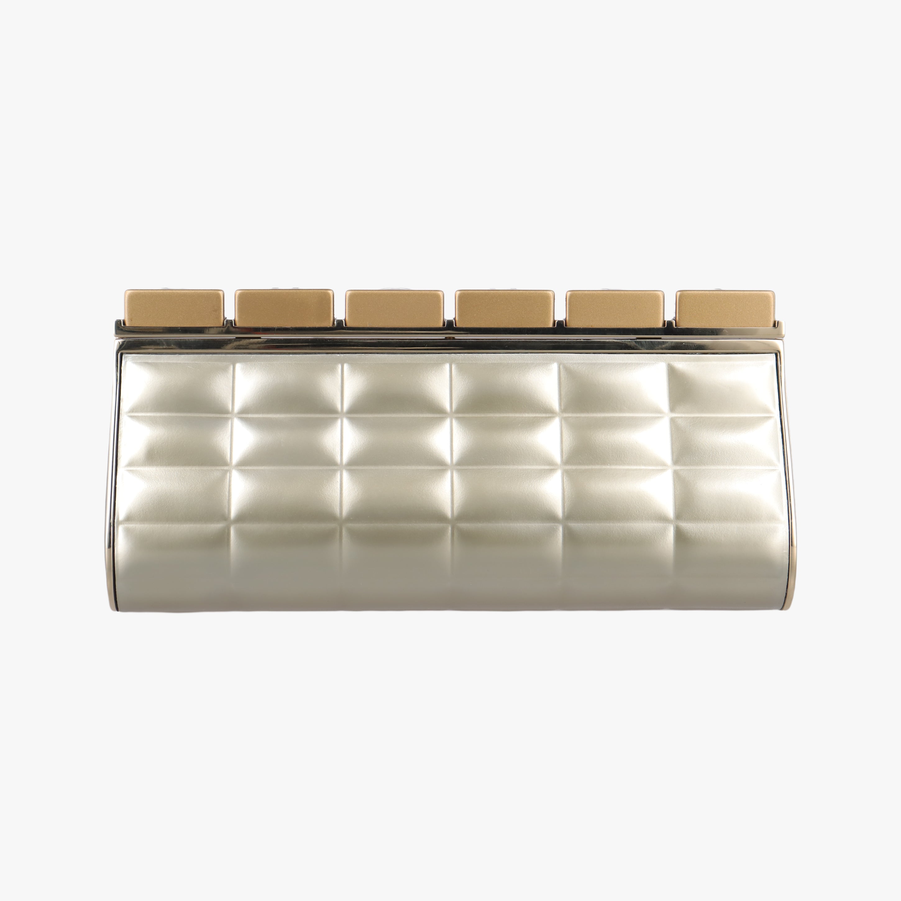 Secondhand Chanel Iconic Novelty Golden Enamel A37067 shoulderbag | stylenewstar