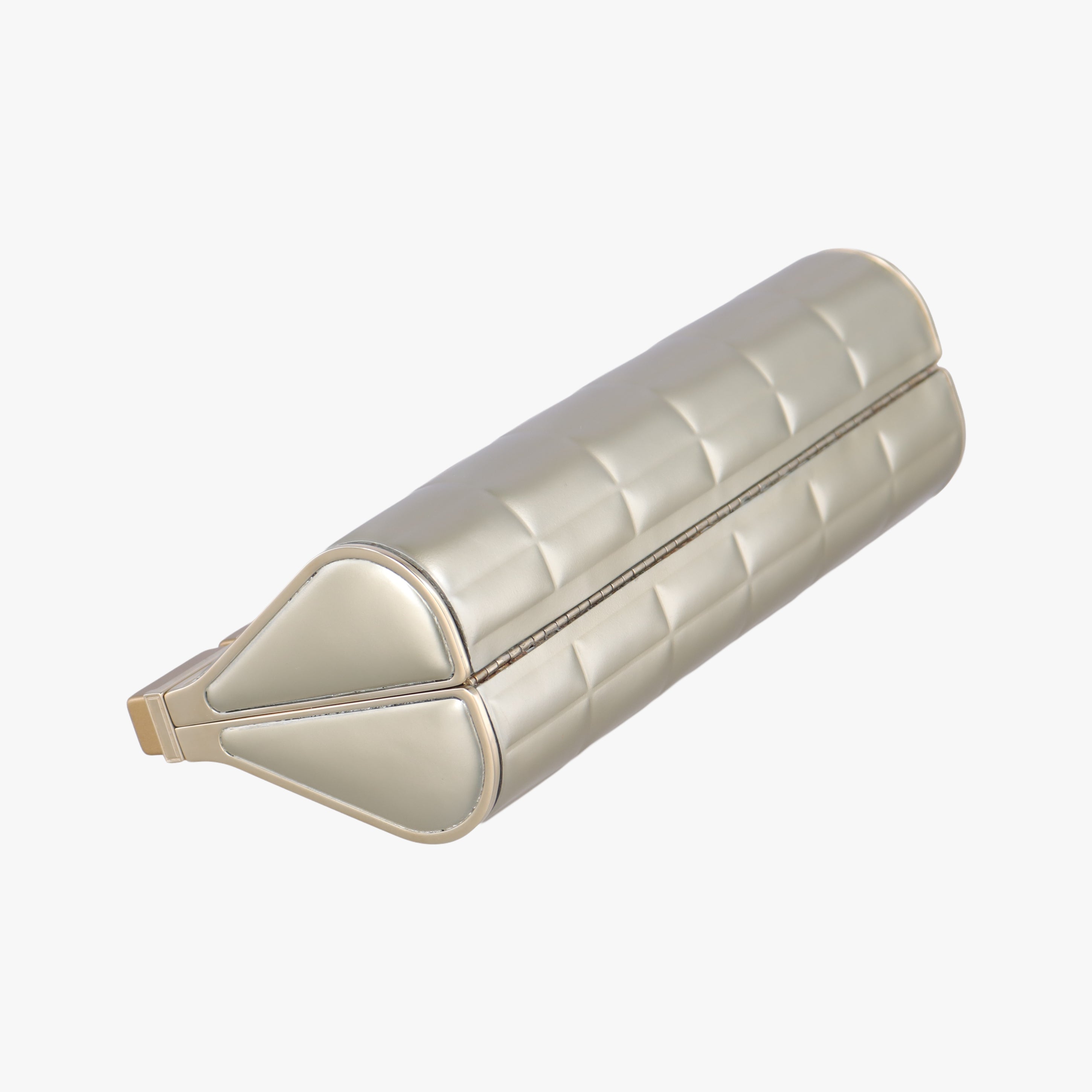 Secondhand Chanel Iconic Novelty Golden Enamel A37067 shoulderbag | stylenewstar