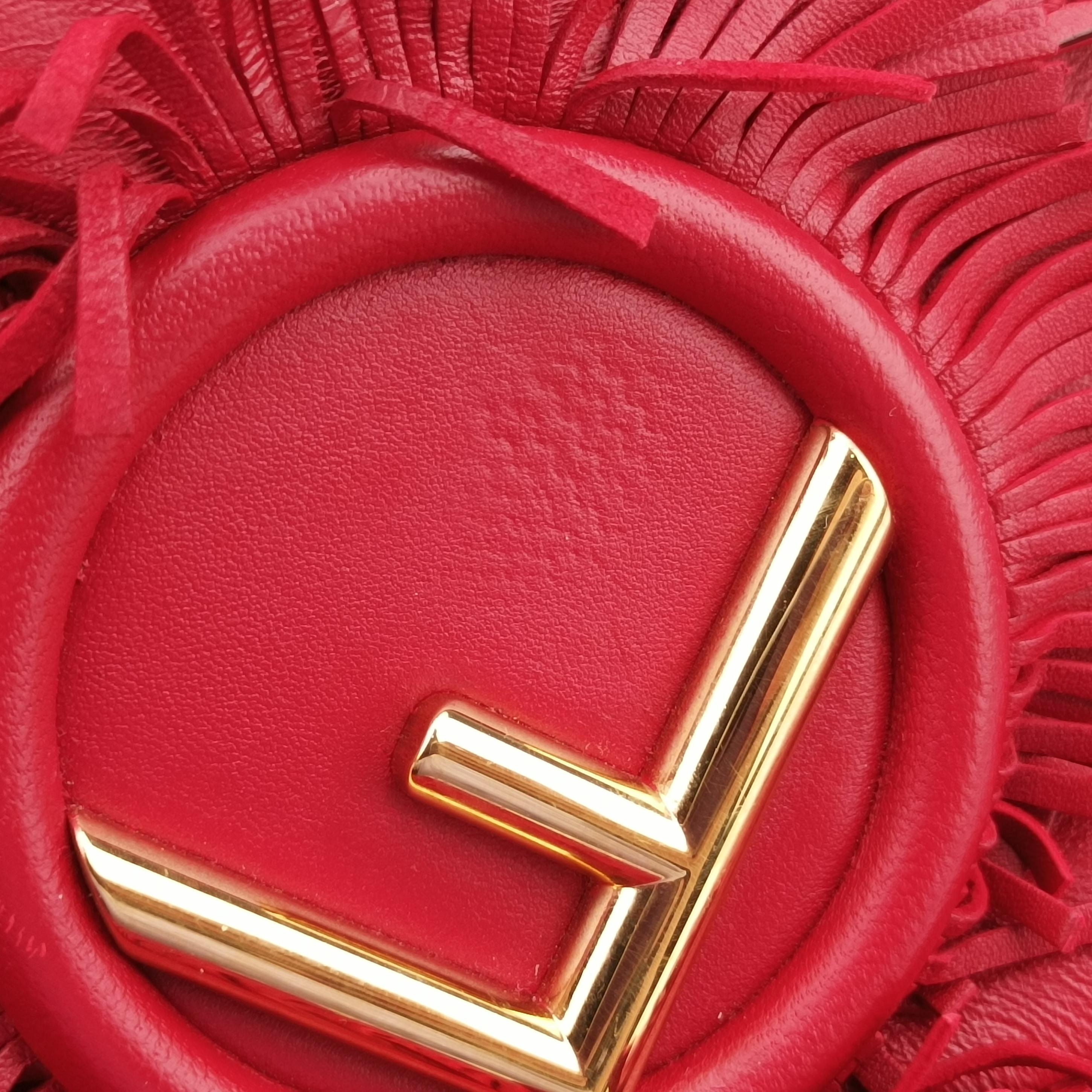 Secondhand Fendi BAGUETTE Red Leather 8BR600 shoulderbag | stylenewstar
