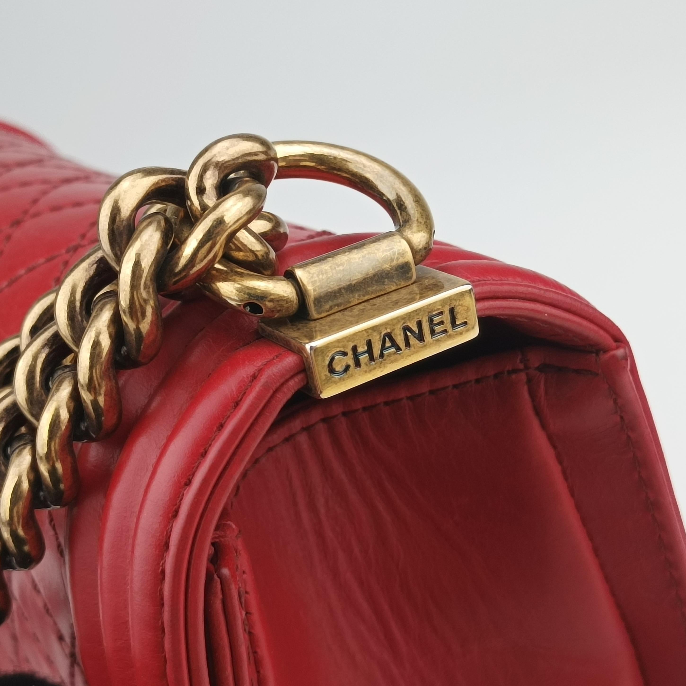 Pre-owned Chanel BOY CHANEL Red Leather A67086 shoulderbag | stylenewstar