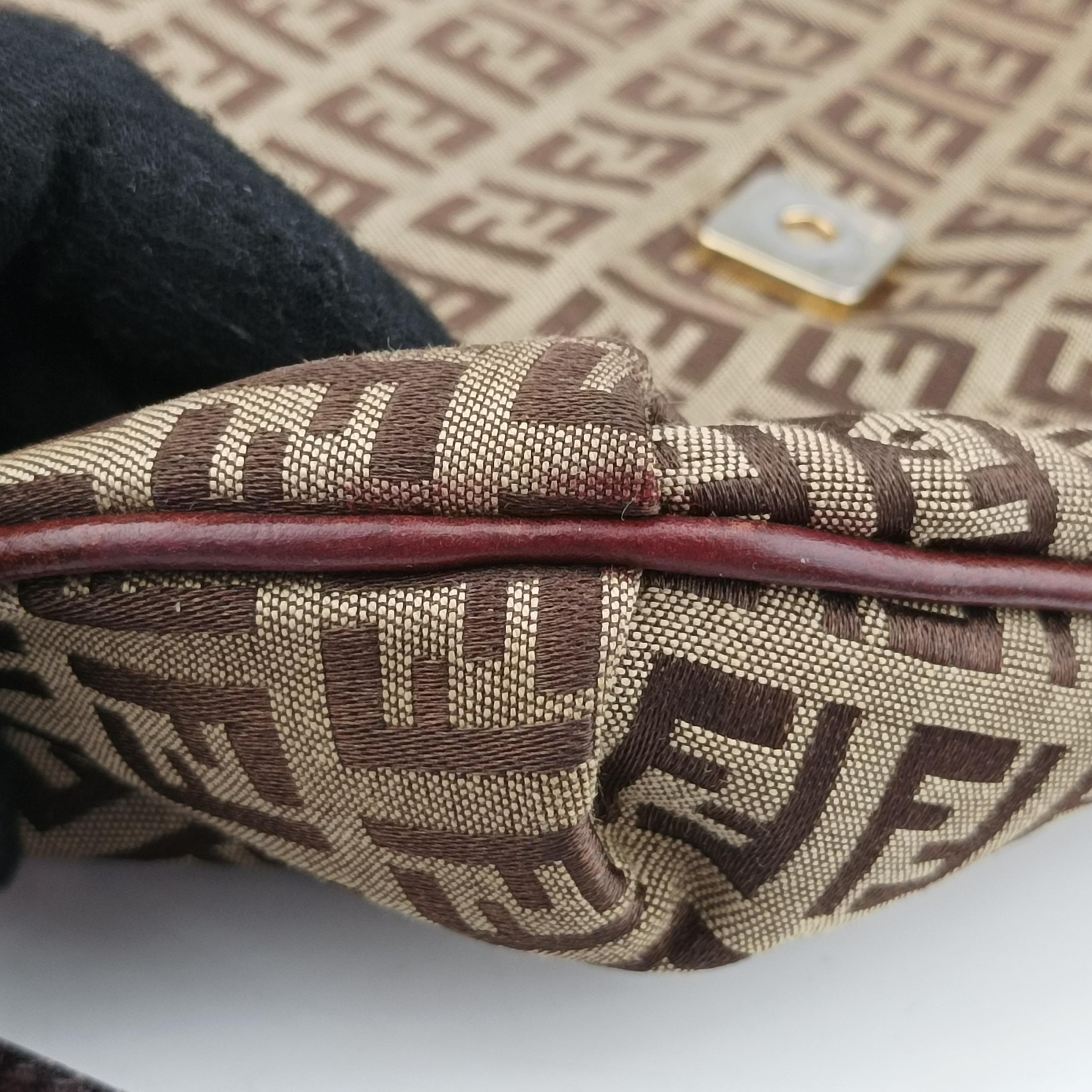 Secondhand Fendi Zucchino Brown canvas 8BT127 shoulderbag | stylenewstar