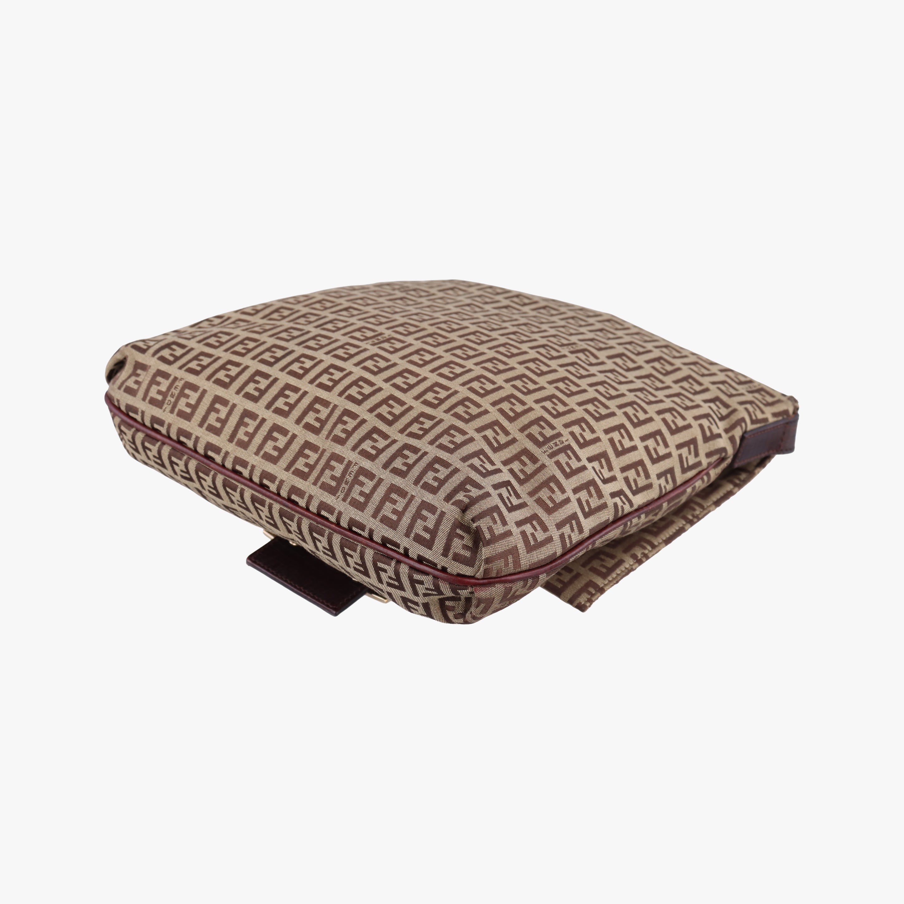 Secondhand Fendi Zucchino Brown canvas 8BT127 shoulderbag | stylenewstar