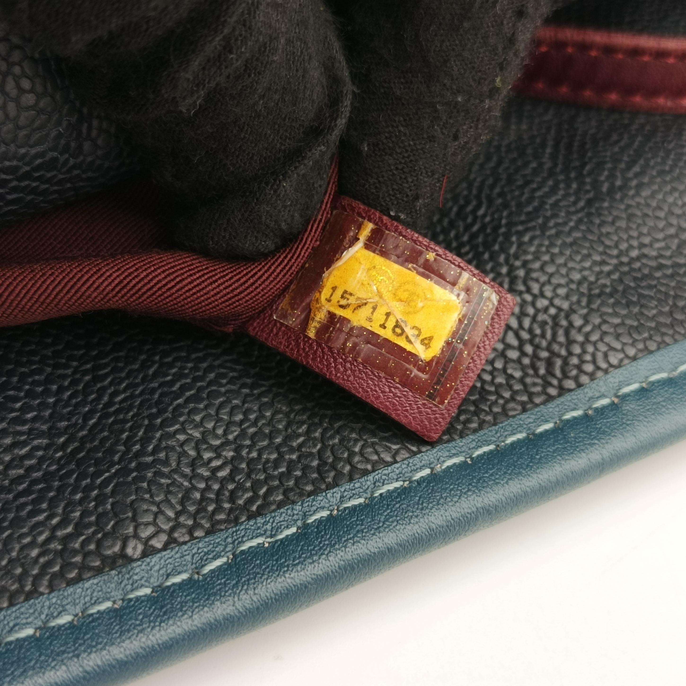 Pre-owned Chanel French Riviera Hobo Dark Navy Leather A66804 shoulderbag | stylenewstar