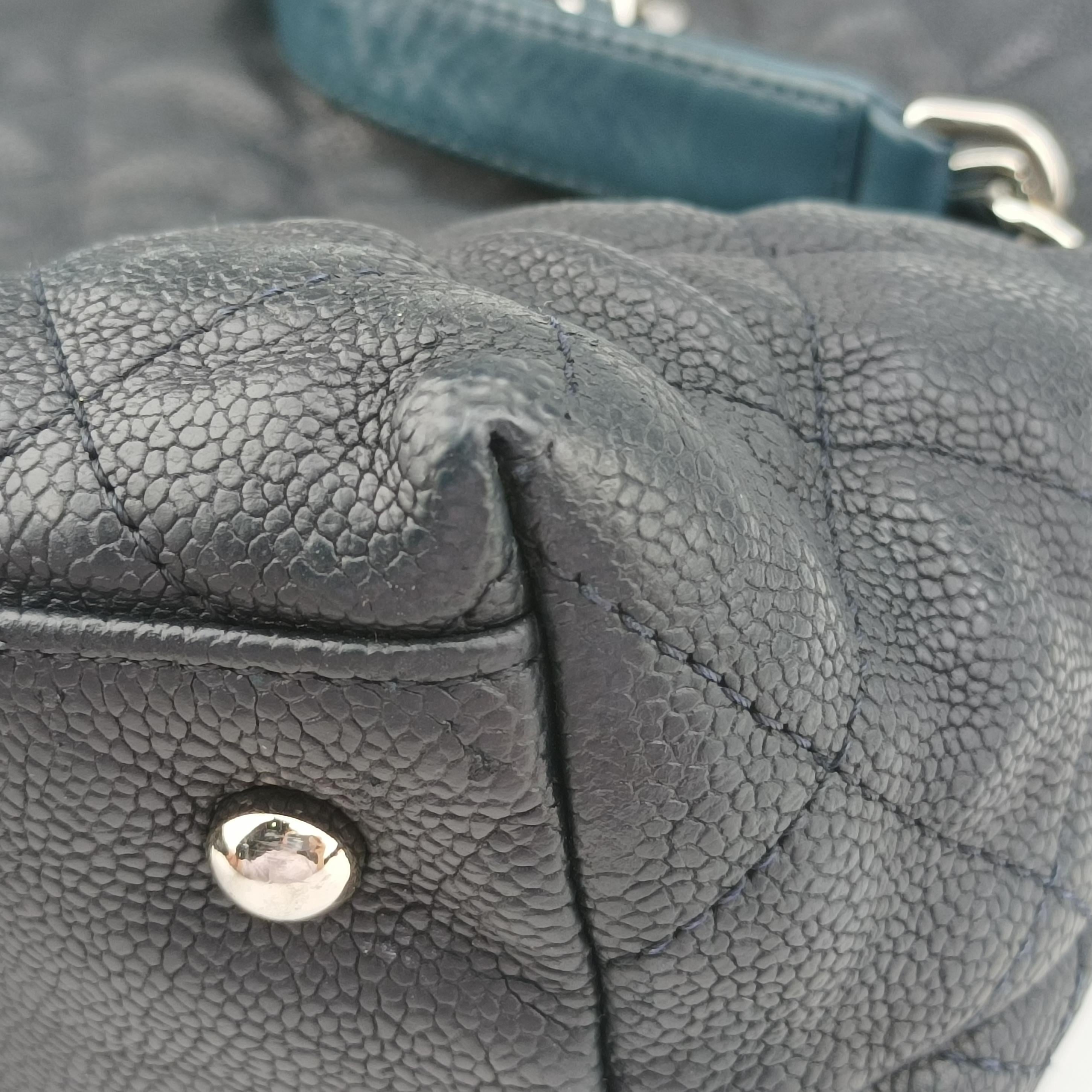 Pre-owned Chanel French Riviera Hobo Dark Navy Leather A66804 shoulderbag | stylenewstar