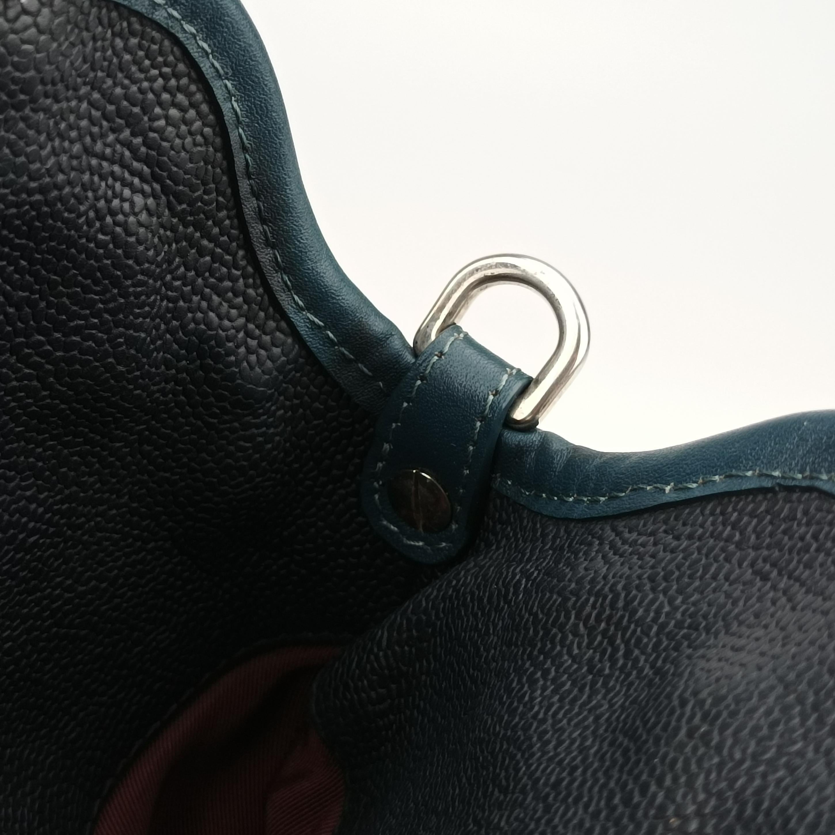 Pre-owned Chanel French Riviera Hobo Dark Navy Leather A66804 shoulderbag | stylenewstar