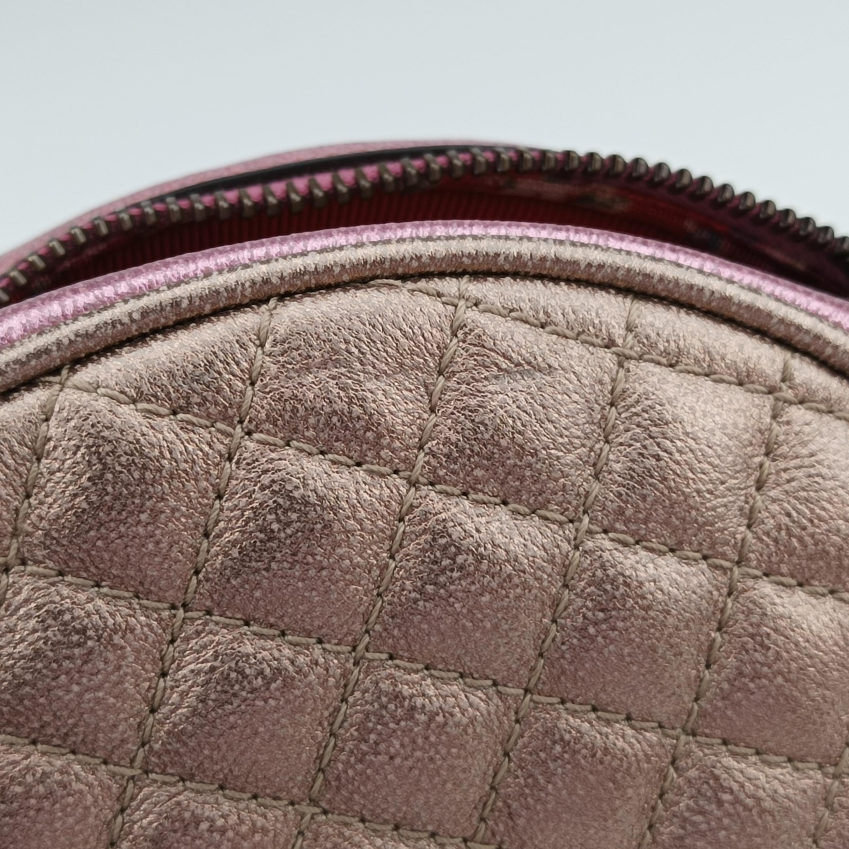 Pre-owned Gucci Laminate pink×blue Leather 534951 shoulderbag | stylenewstar