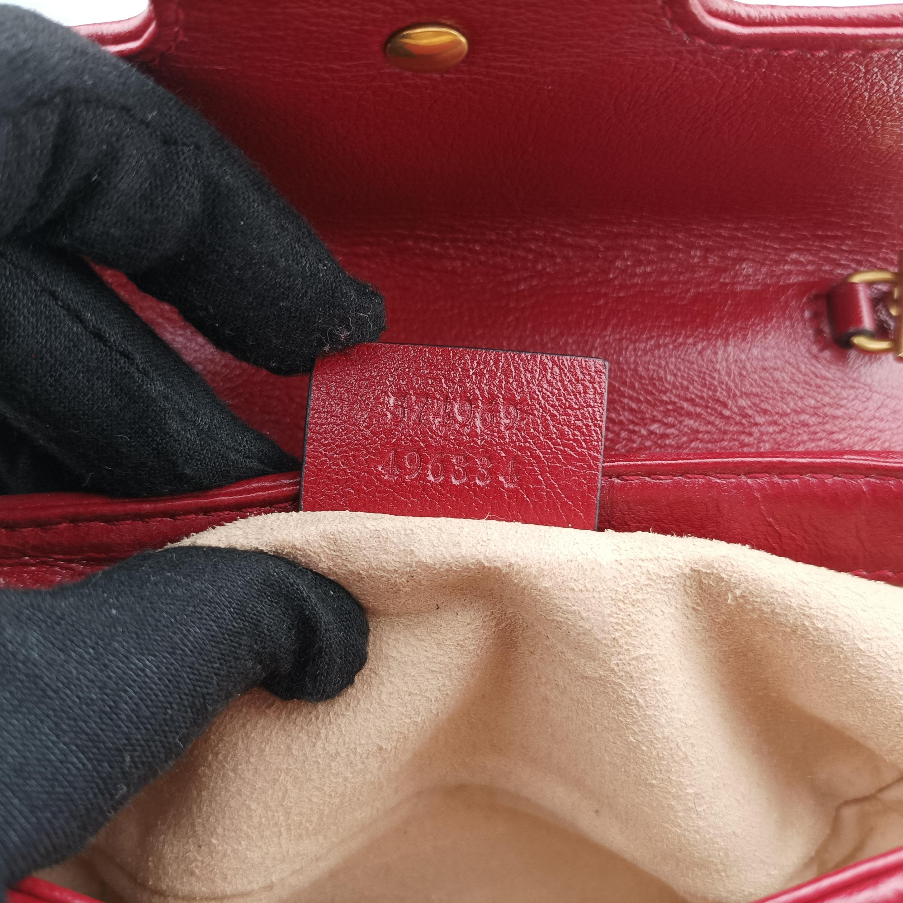 Secondhand Gucci GG Marmont Black×Red Leather 574969 shoulderbag | stylenewstar