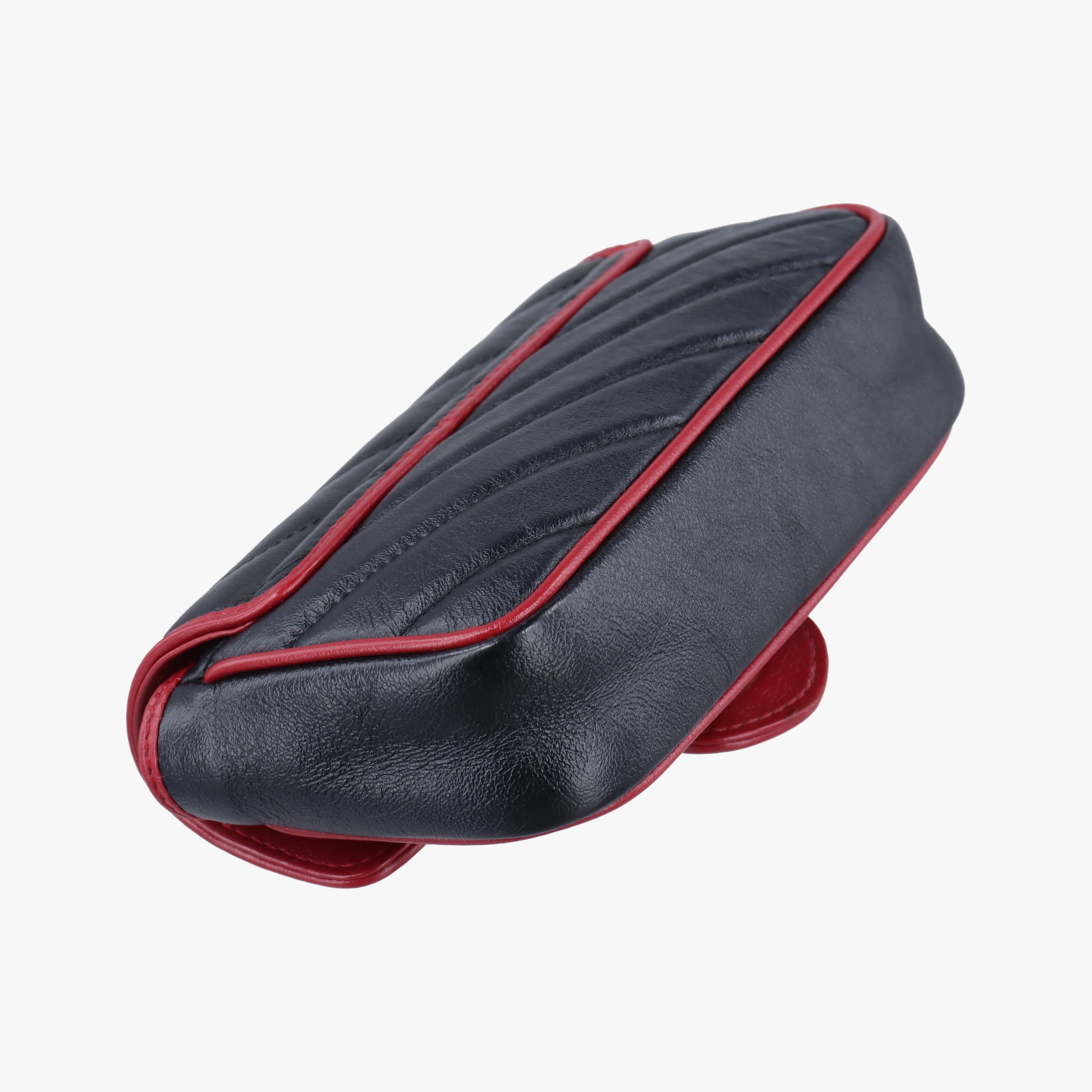 Secondhand Gucci GG Marmont Black×Red Leather 574969 shoulderbag | stylenewstar