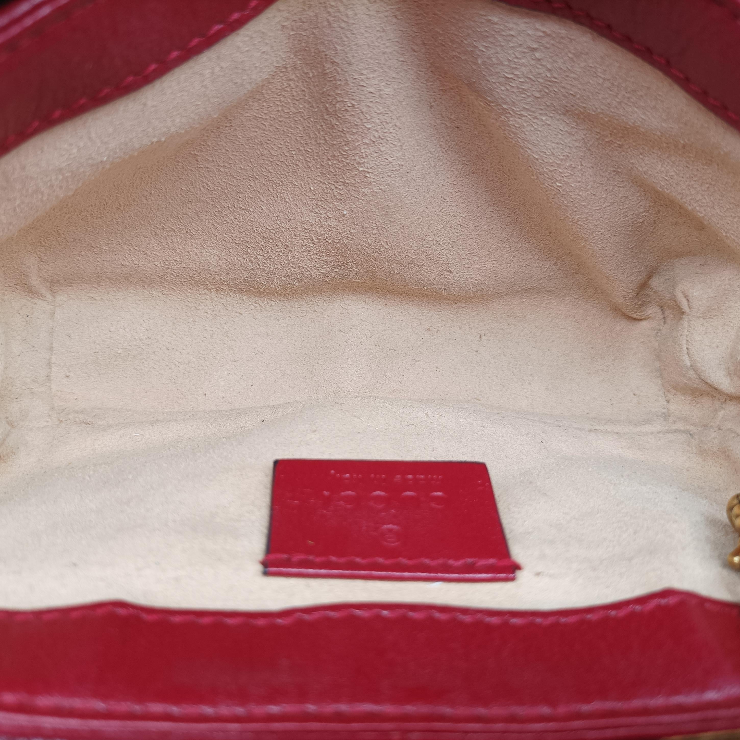 Secondhand Gucci GG Marmont Black×Red Leather 574969 shoulderbag | stylenewstar