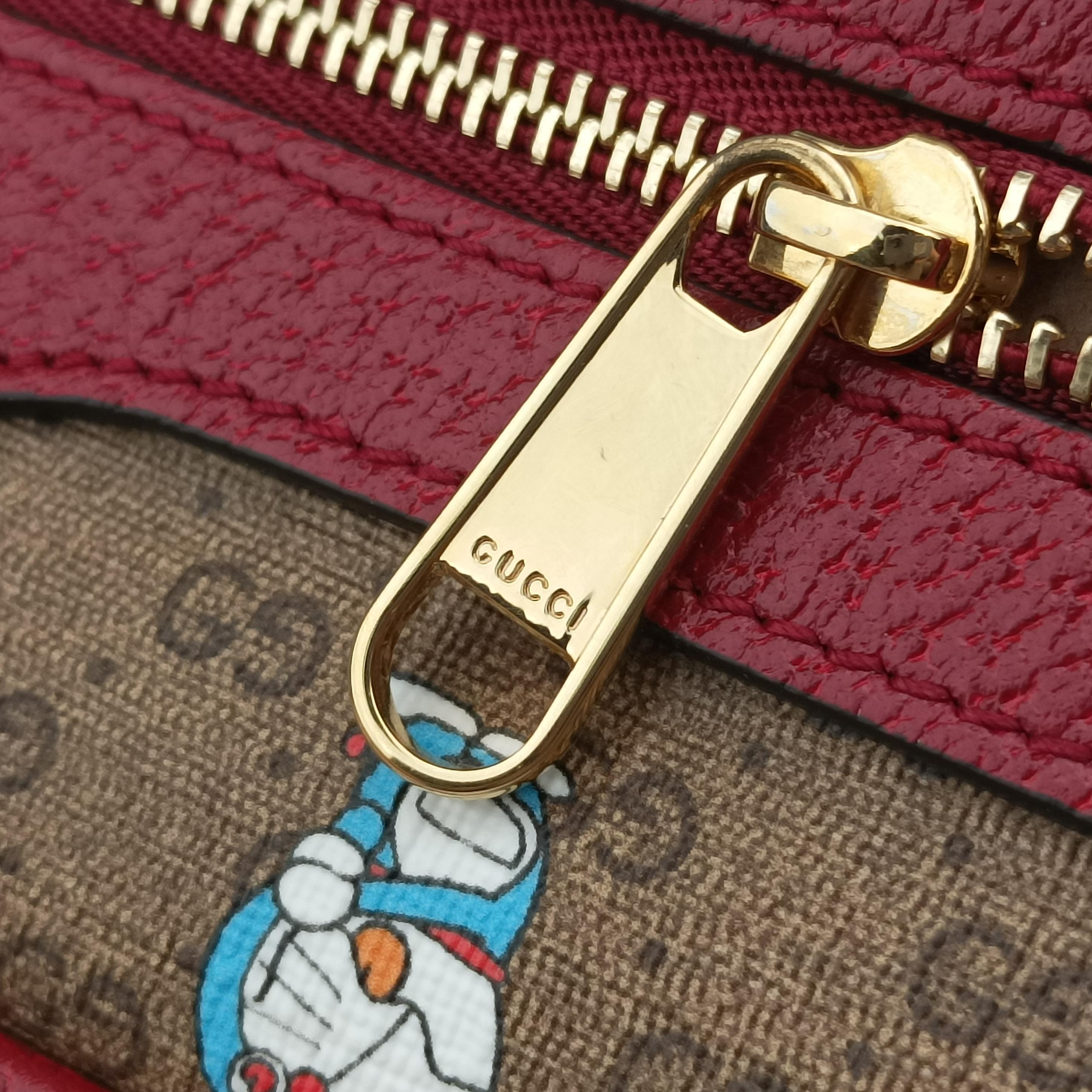 Vintage Gucci GG Supreme Doraemon Collaboration Red×Multicolour PVC coated canvas 647784 shoulderbag | stylenewstar