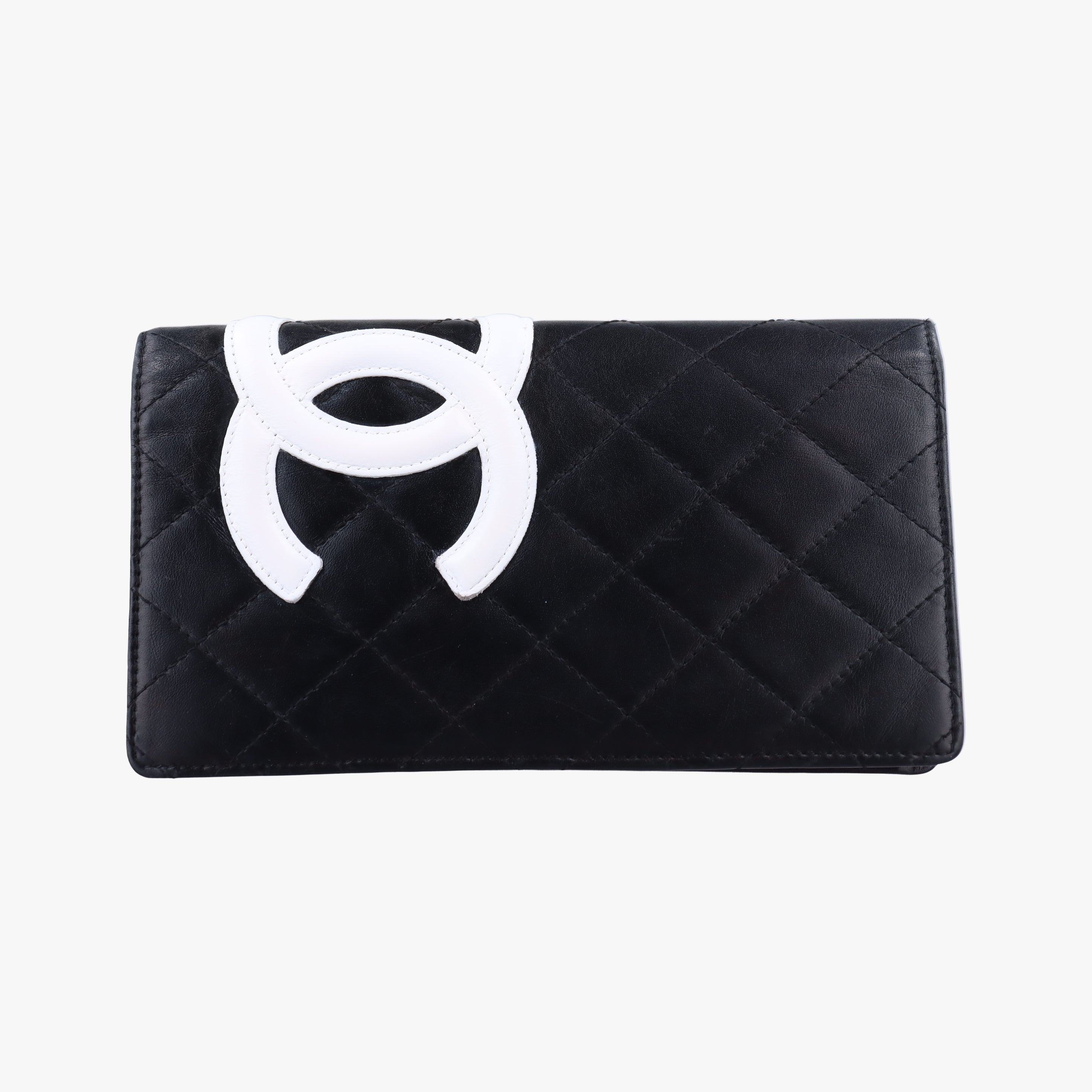 Pre-owned Chanel Cambon Black × White lambskin  long-wallet | stylenewstar