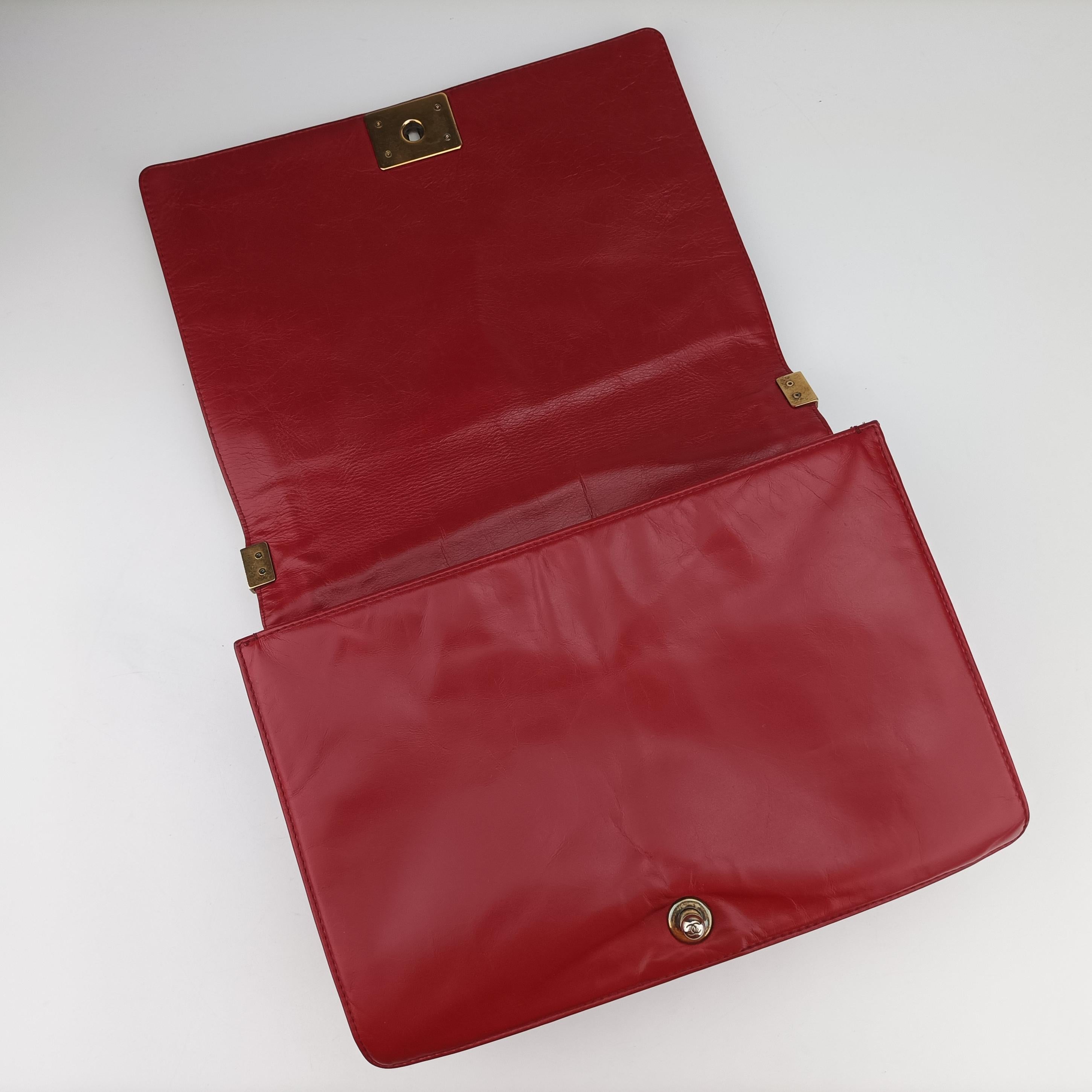 Pre-owned Chanel BOY CHANEL Red Leather A67087 shoulderbag | stylenewstar