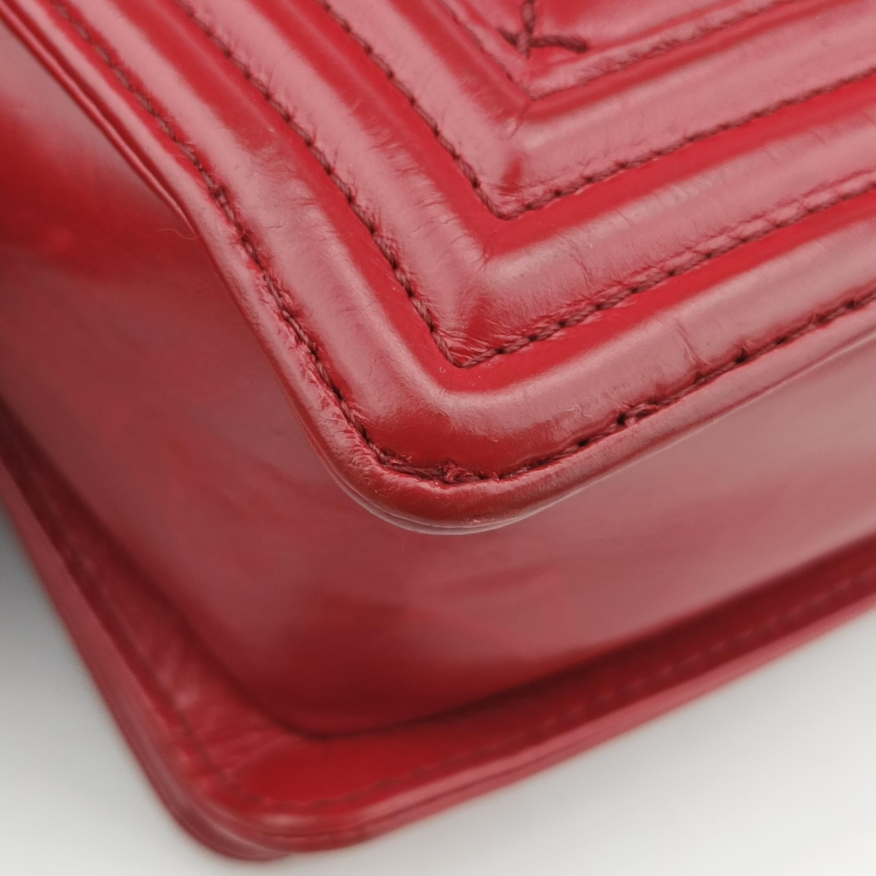 Pre-owned Chanel BOY CHANEL Red Leather A67087 shoulderbag | stylenewstar