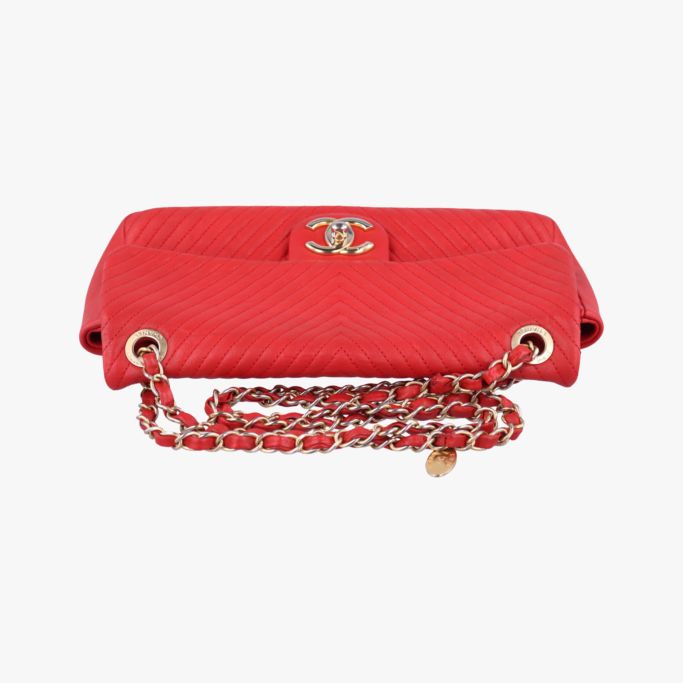 Pre-owned Chanel V stitch Red lambskin A92088 shoulderbag | stylenewstar
