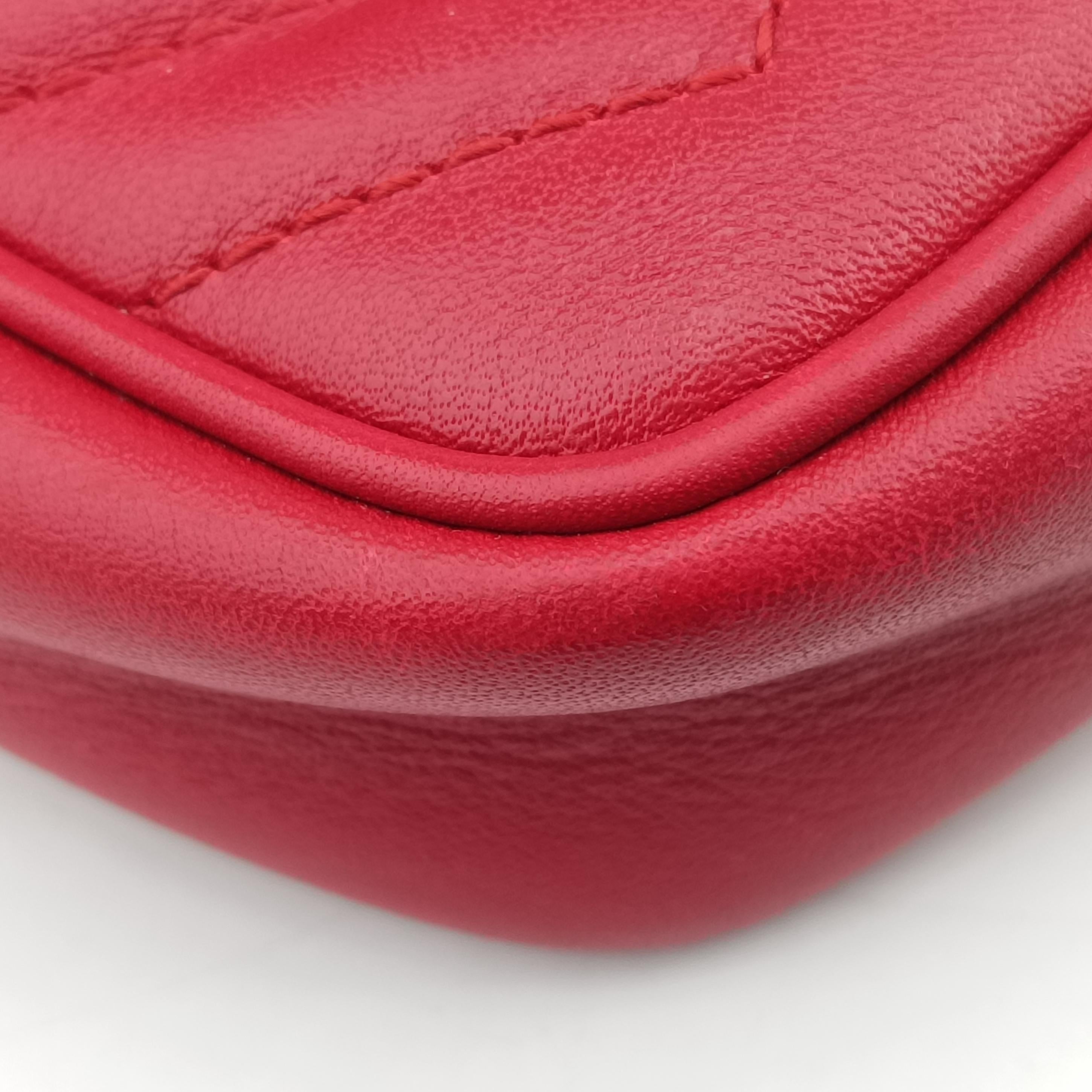 Pre-owned Gucci GG Marmont Red Leather 476433 shoulderbag | stylenewstar