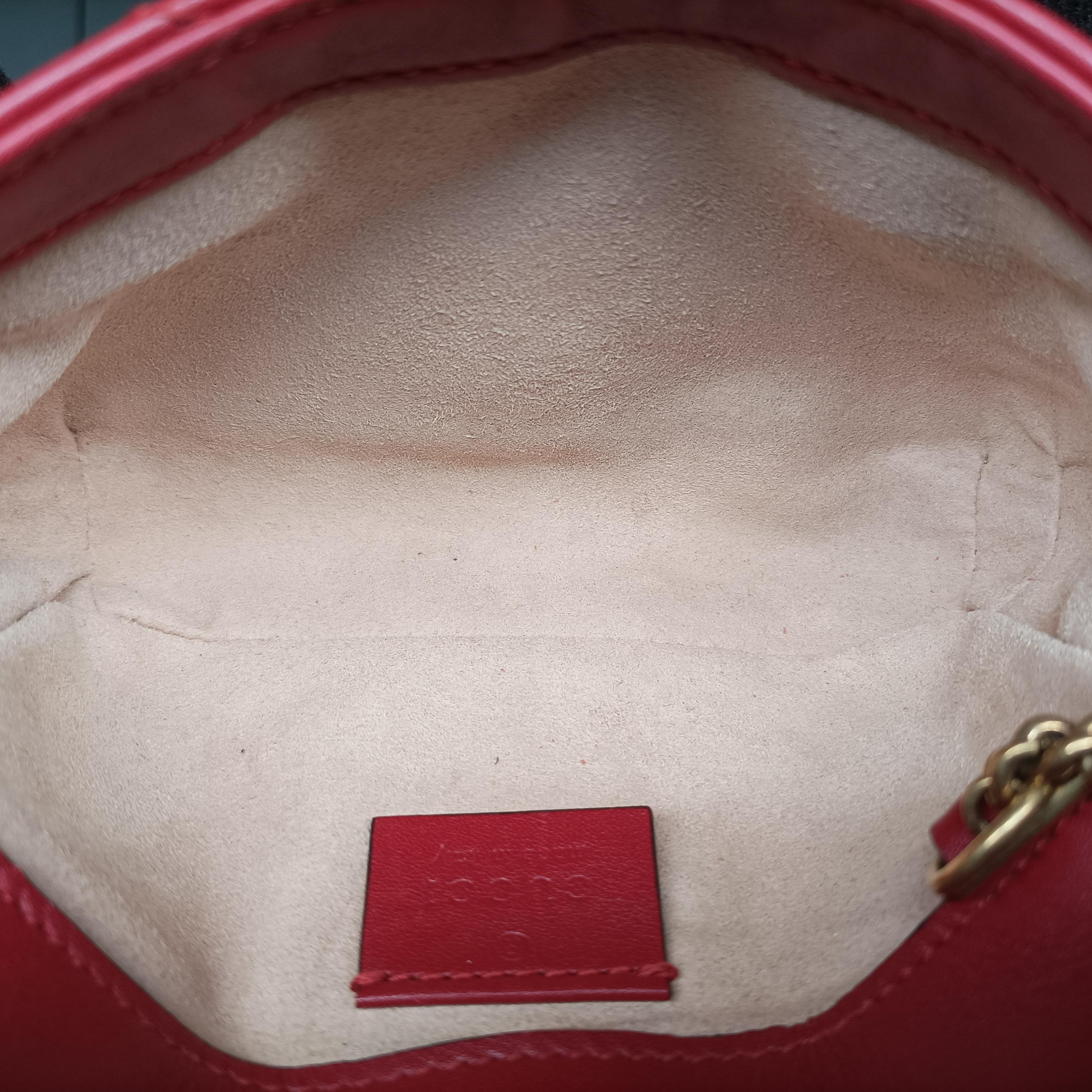 Pre-owned Gucci GG Marmont Red Leather 476433 shoulderbag | stylenewstar