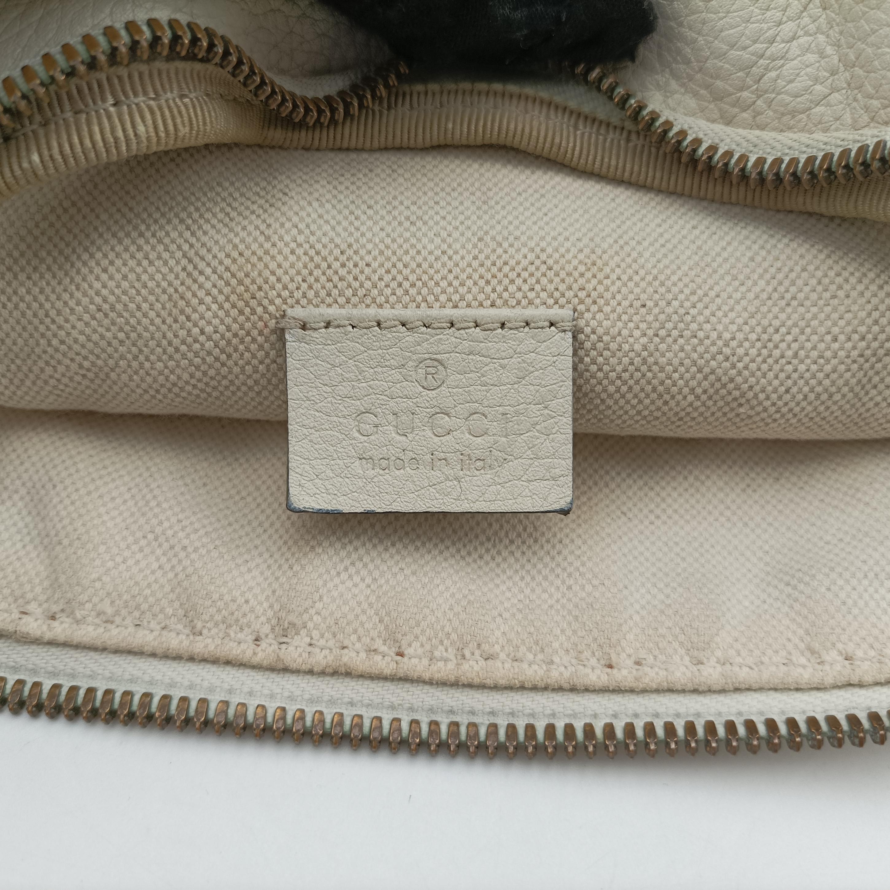 Pre-owned Gucci Gucci Print White Leather 493869 bum bag/waist bag | stylenewstar