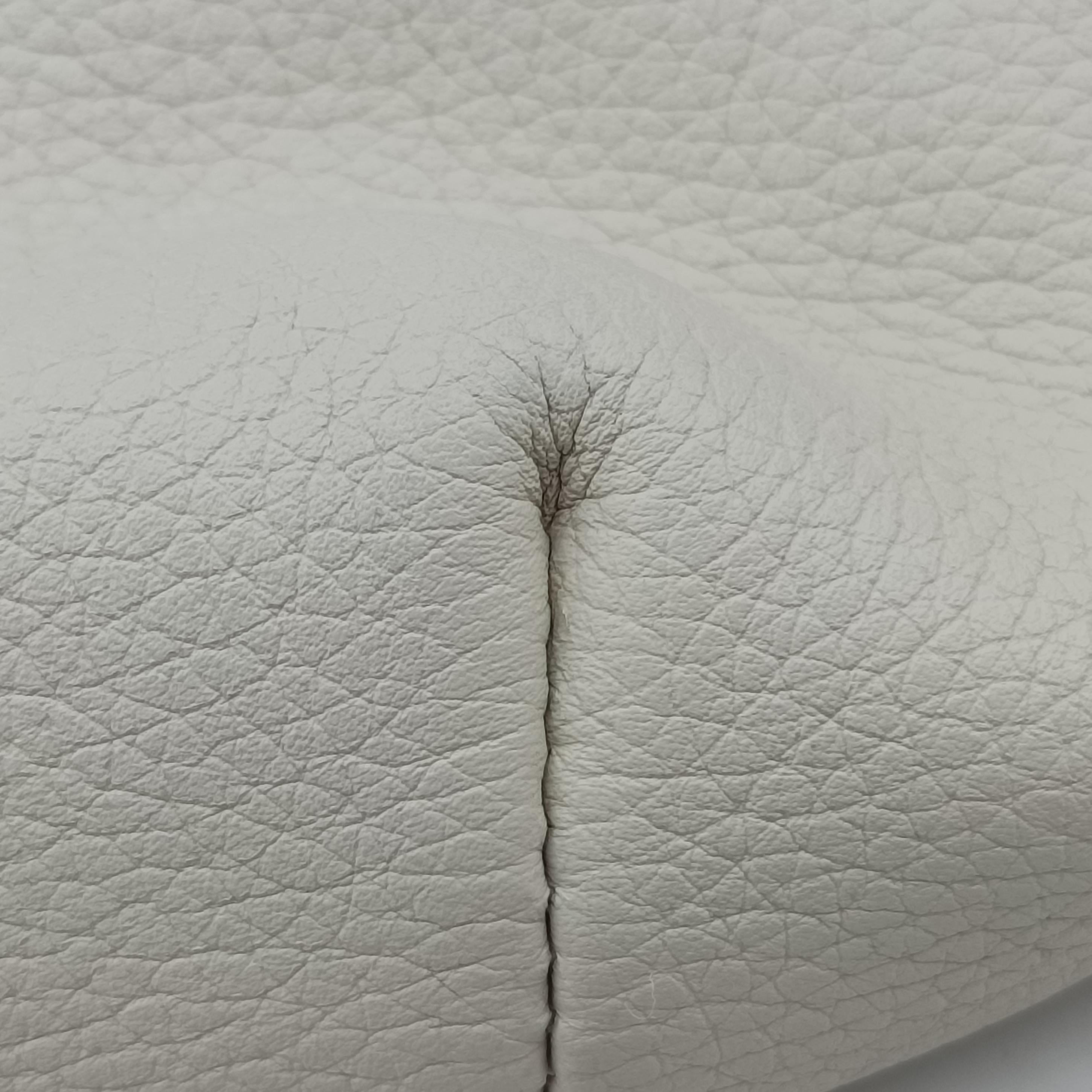 Pre-owned Gucci Gucci Print White Leather 493869 bum bag/waist bag | stylenewstar